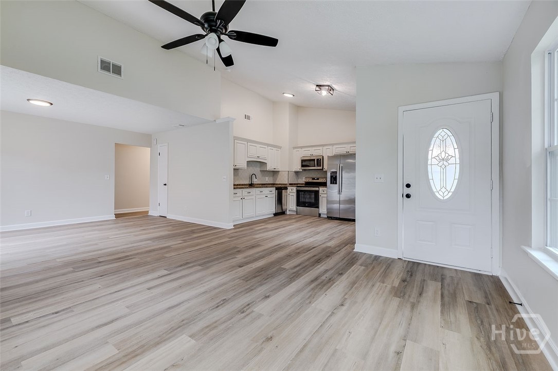 5th image of 1 E White Hawthorne Dr, Savannah, GA 31419 | MLS# SA356987