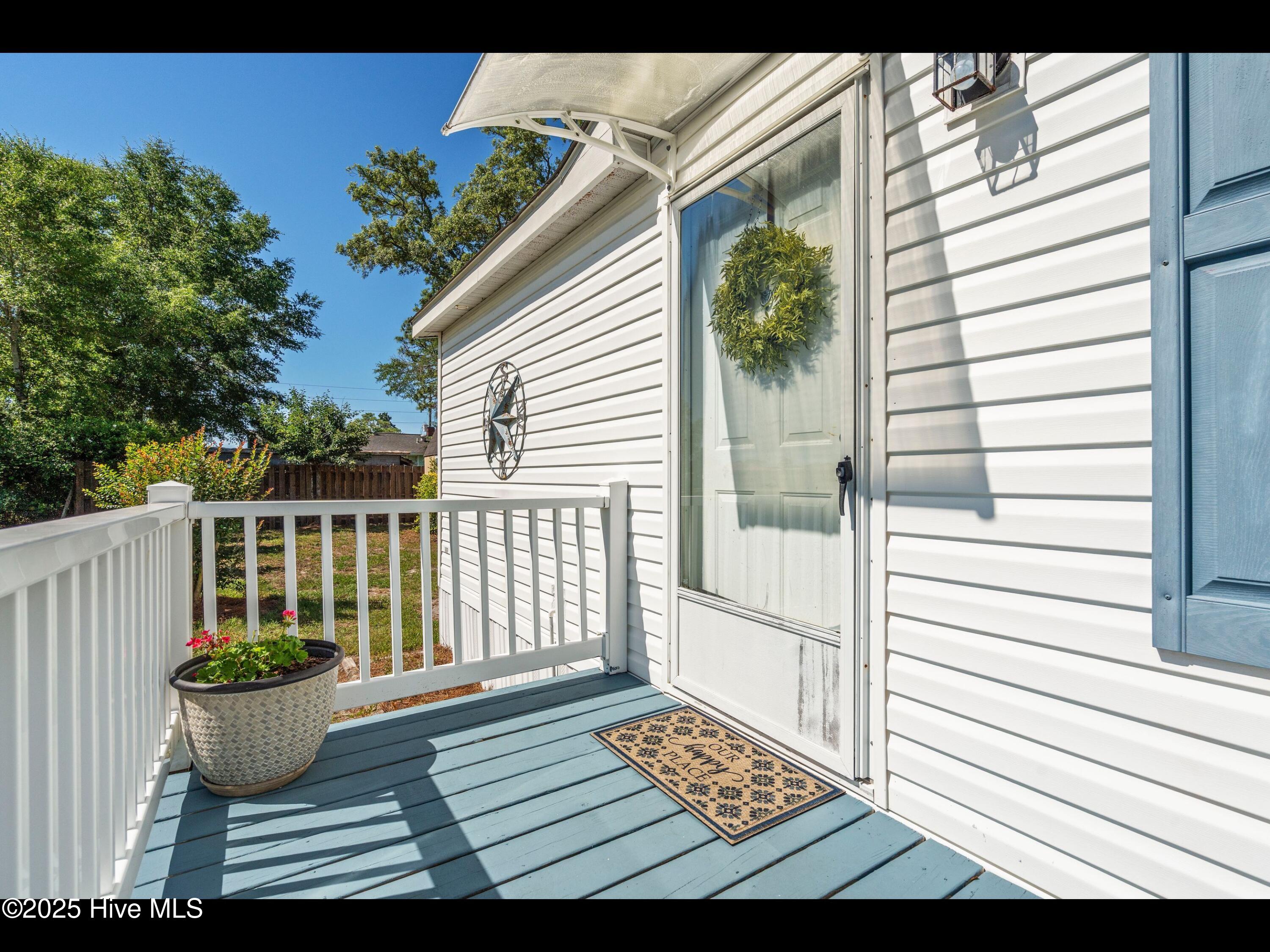 100516812 | Photo 13