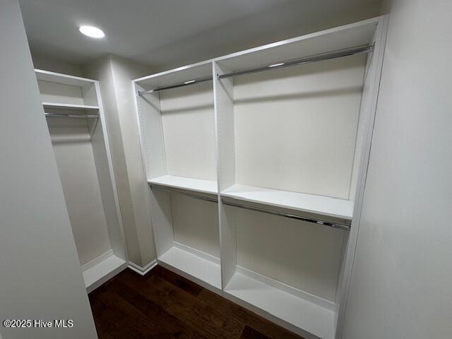 100510727 | Photo 12