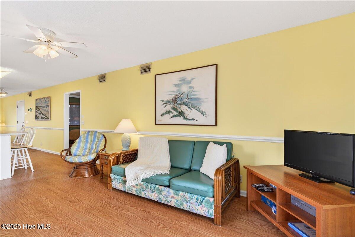 100544824 | Photo 19