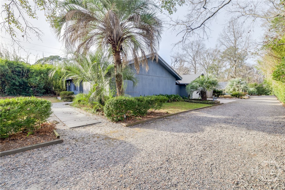Homes for sale in Savannah, GA | 122 A Smith Ave, Savannah, GA 31408 | MLS# SA355327