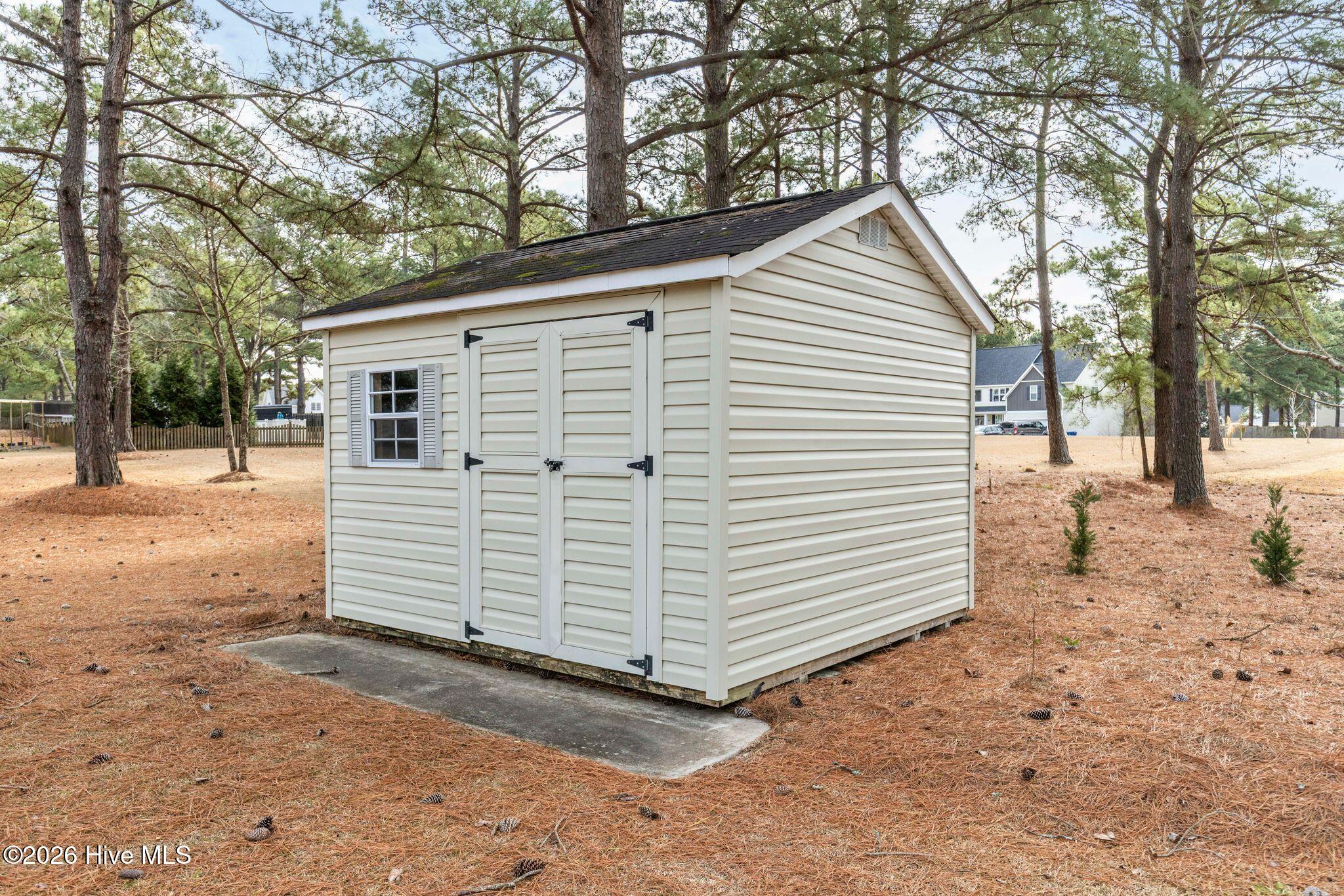 100553307 | Photo 97