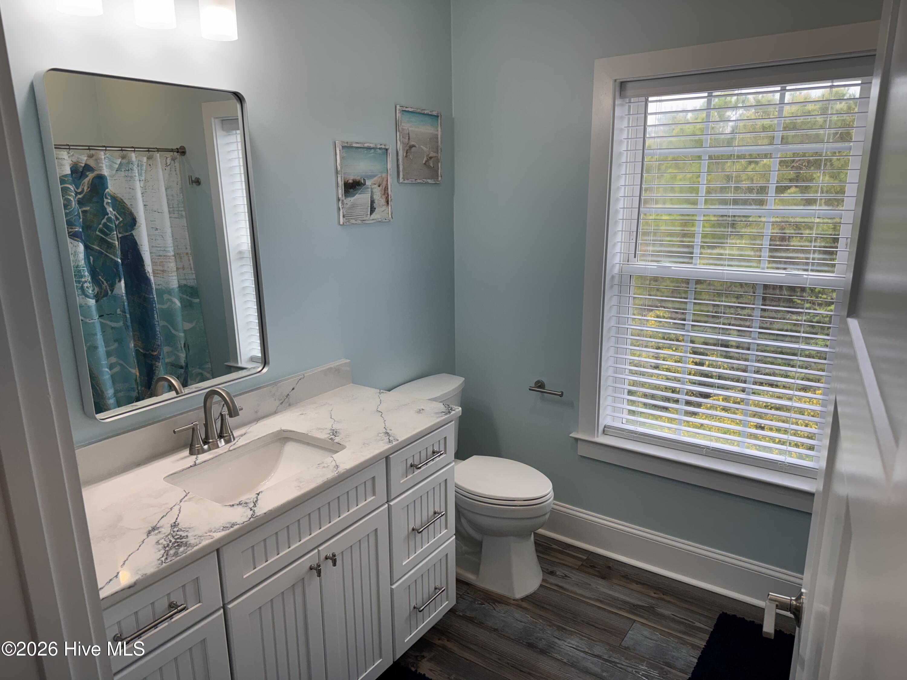 100522924 | Photo 10