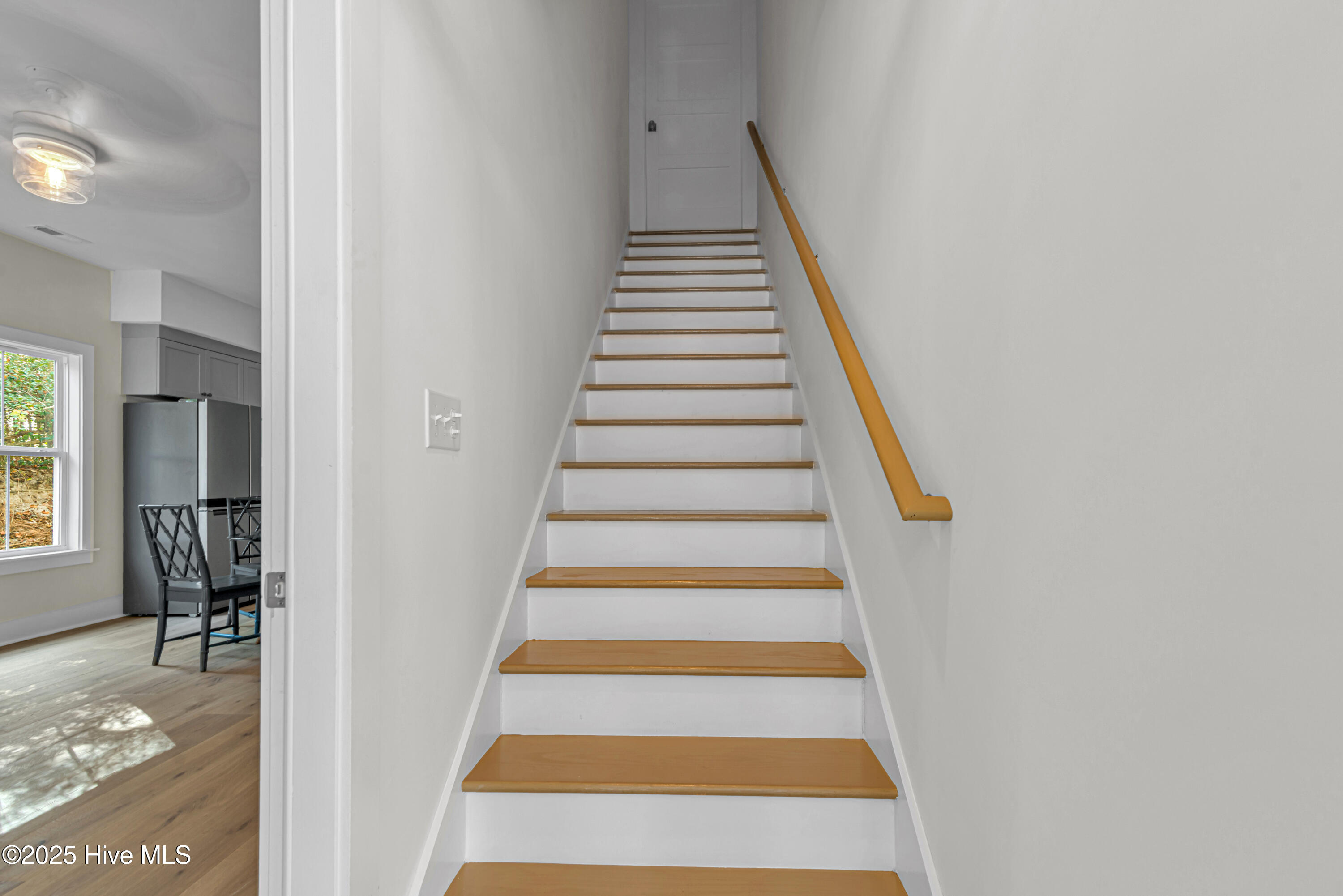 100542674 | Photo 34