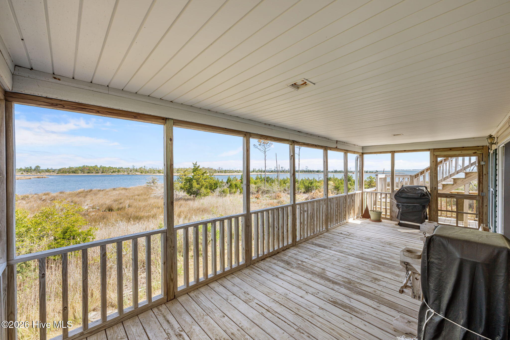 7569 Florence Road,Merritt