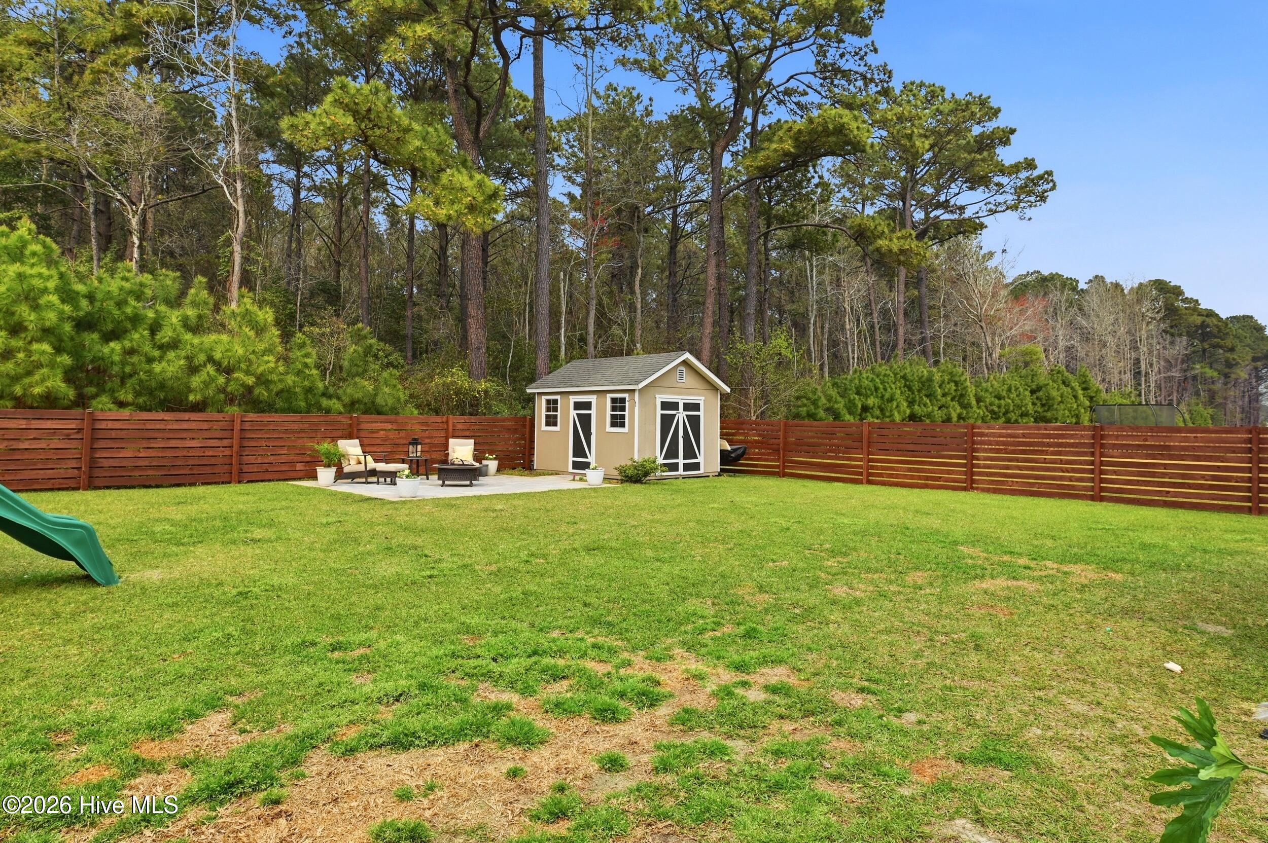 100562892 | Photo 40