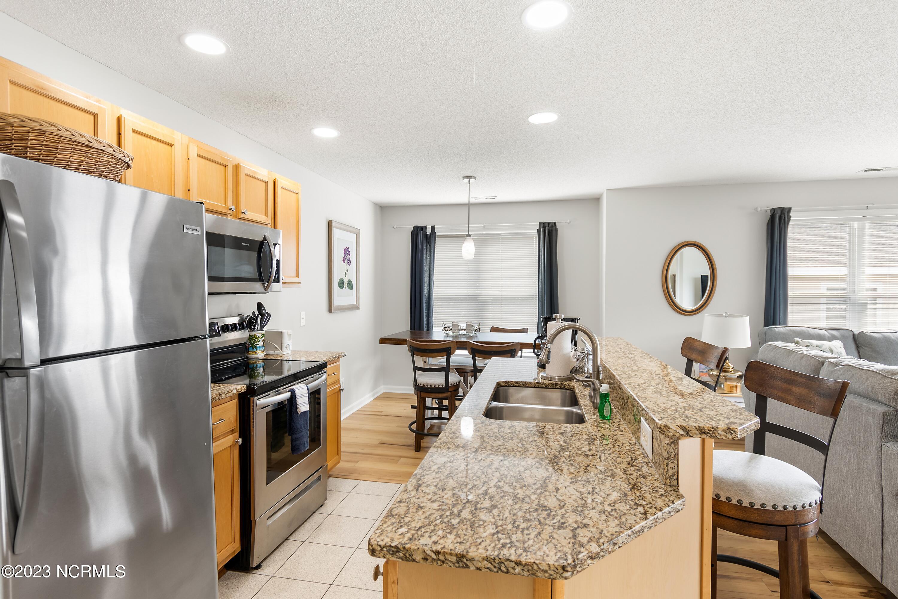 100564756 | Photo 10