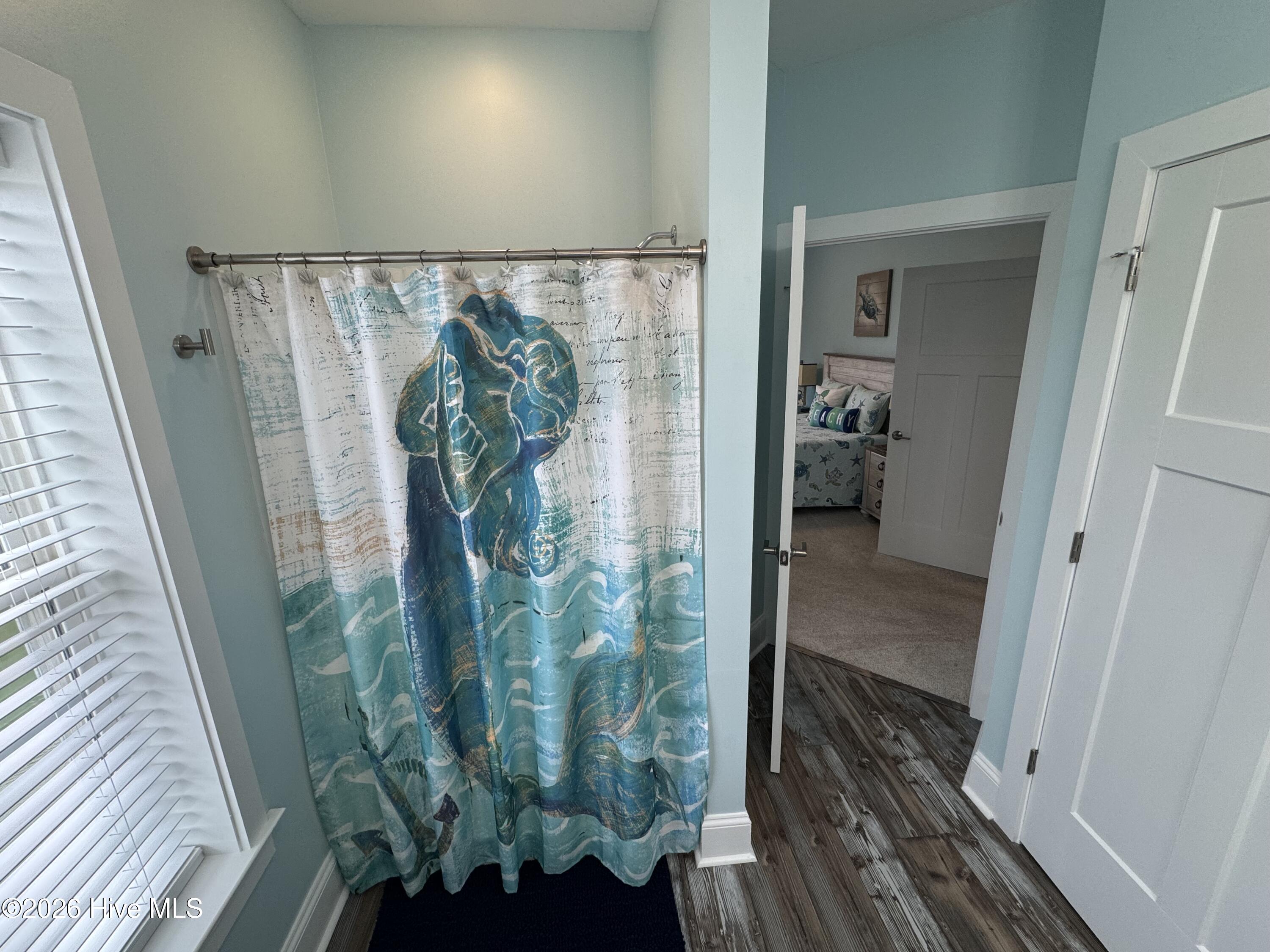 100522924 | Photo 11