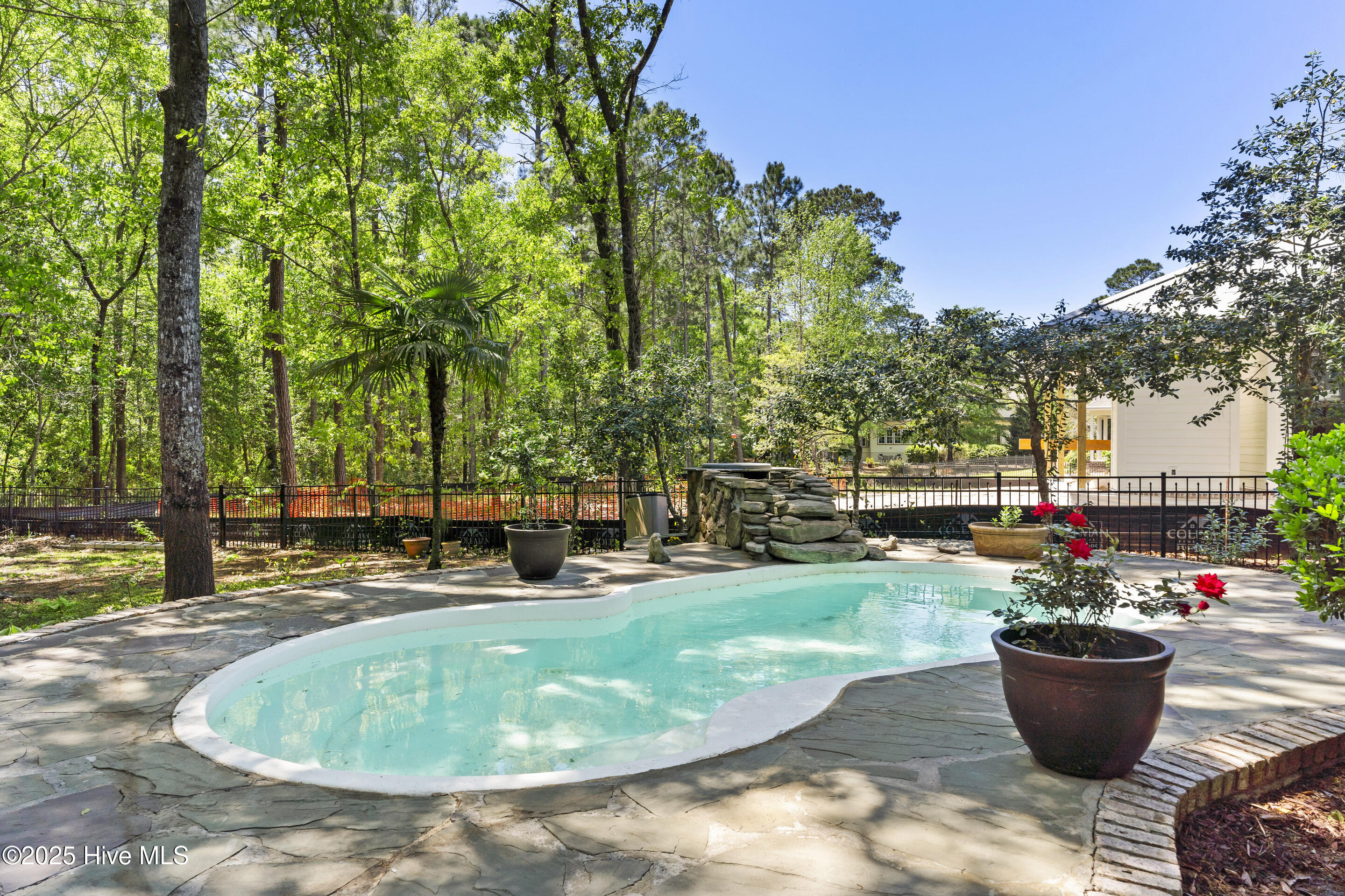 1626 Amberwood Drive SE, Bolivia, NC 28422 – photo 3: Saltwater Pool