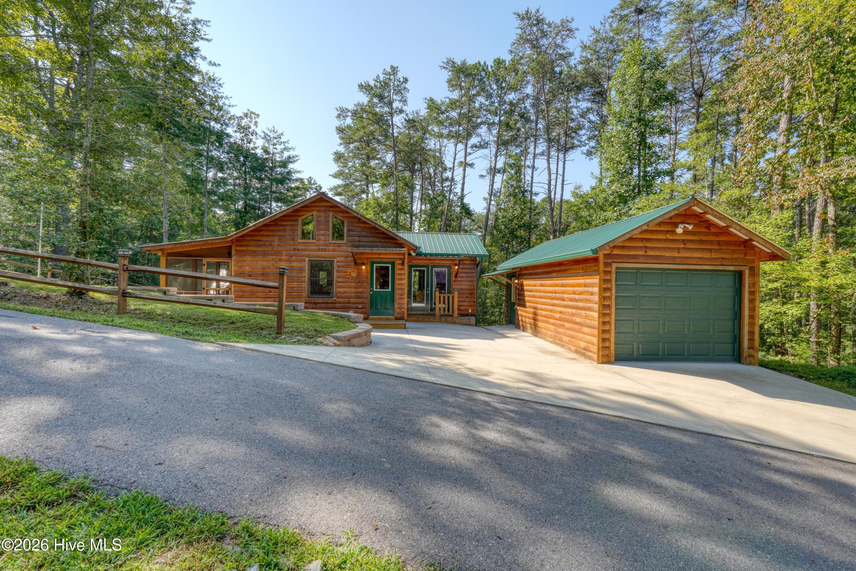 305 Whispering Hills Road