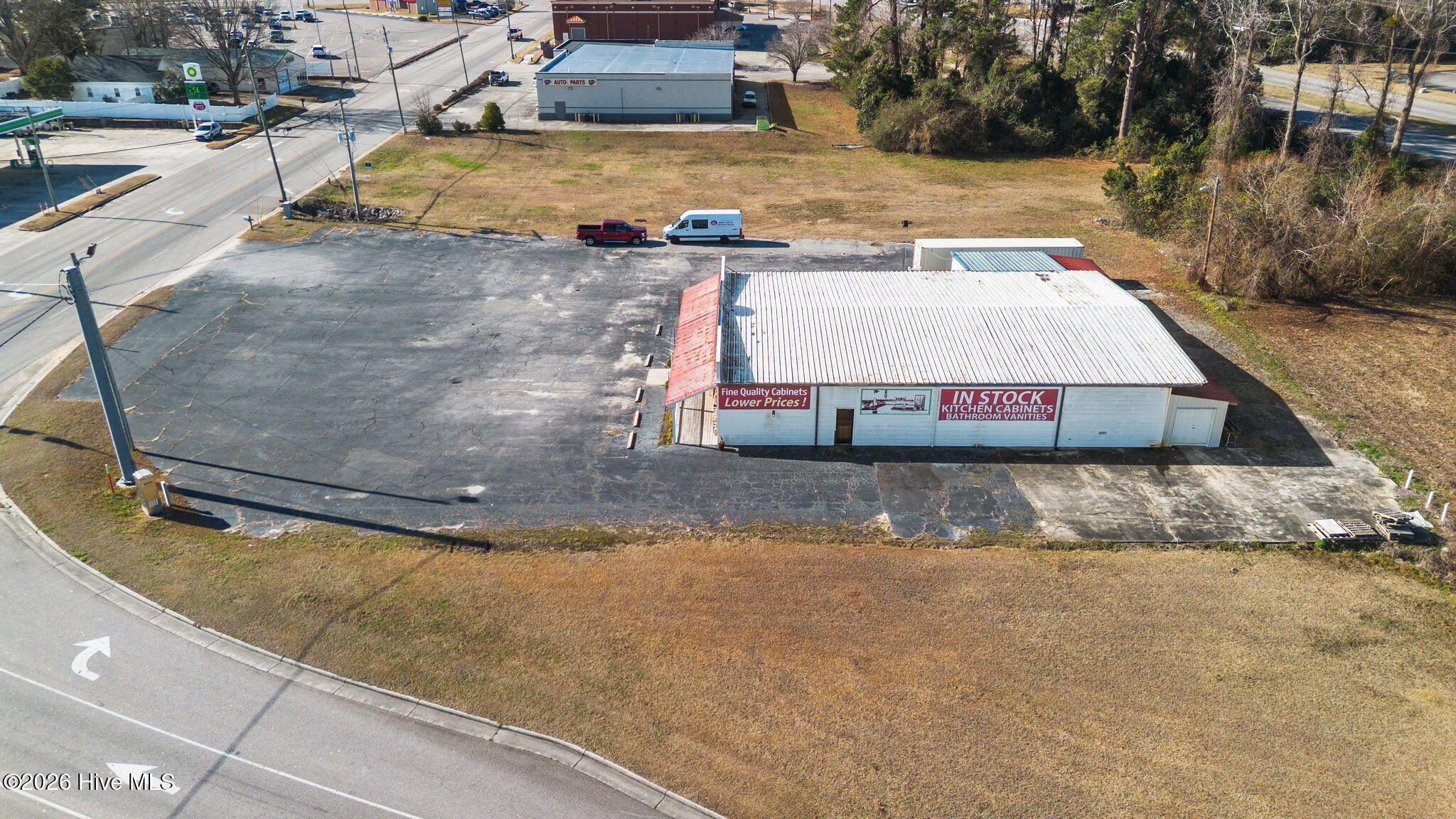 100550441 | Photo 68