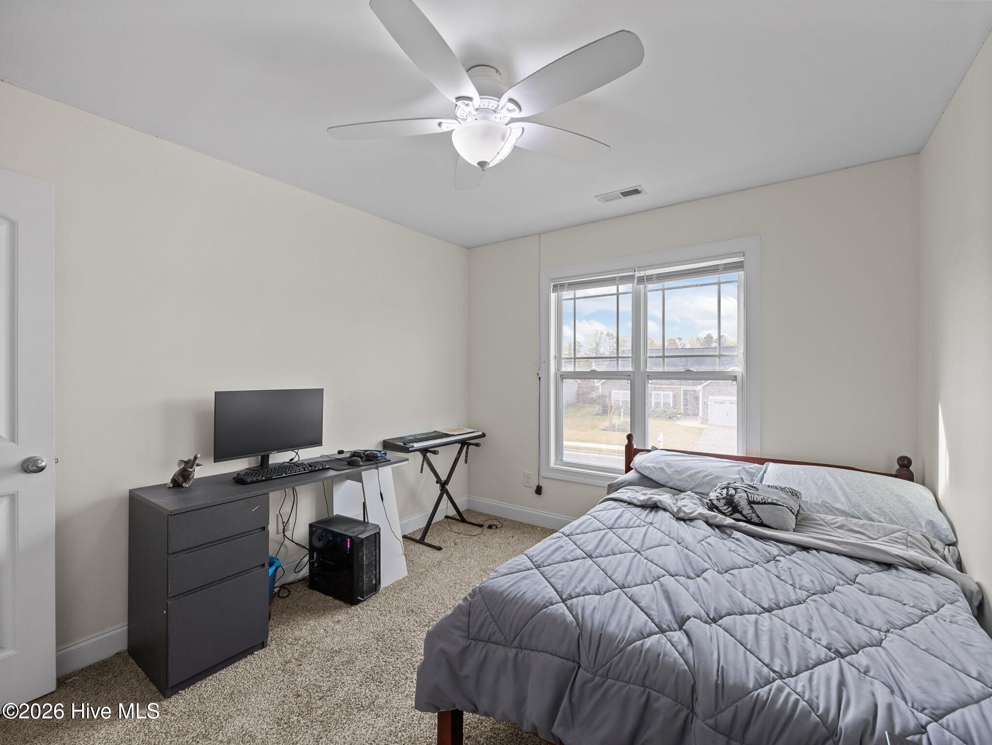 100562724 | Photo 24