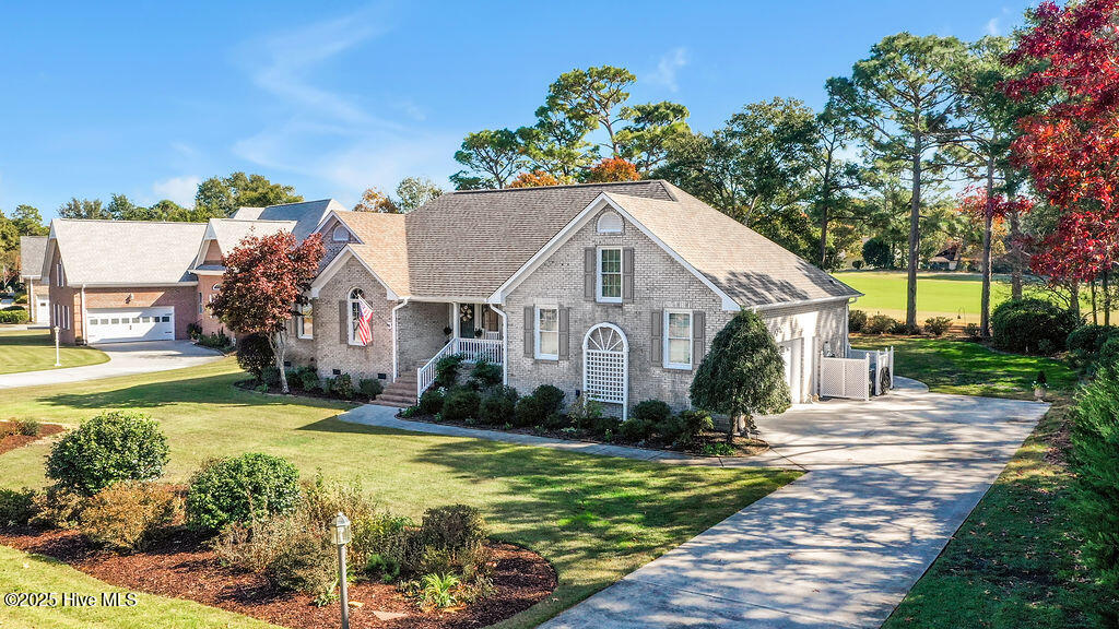 100541437 | Photo 47