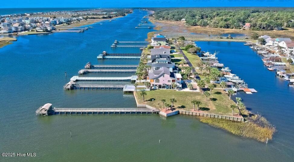 100516761 | Photo 30