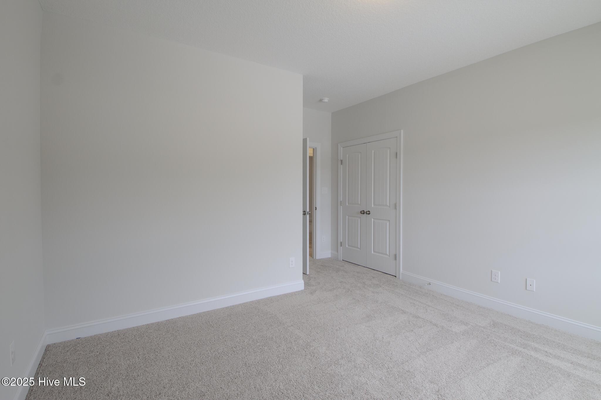 100497449 | Photo 27