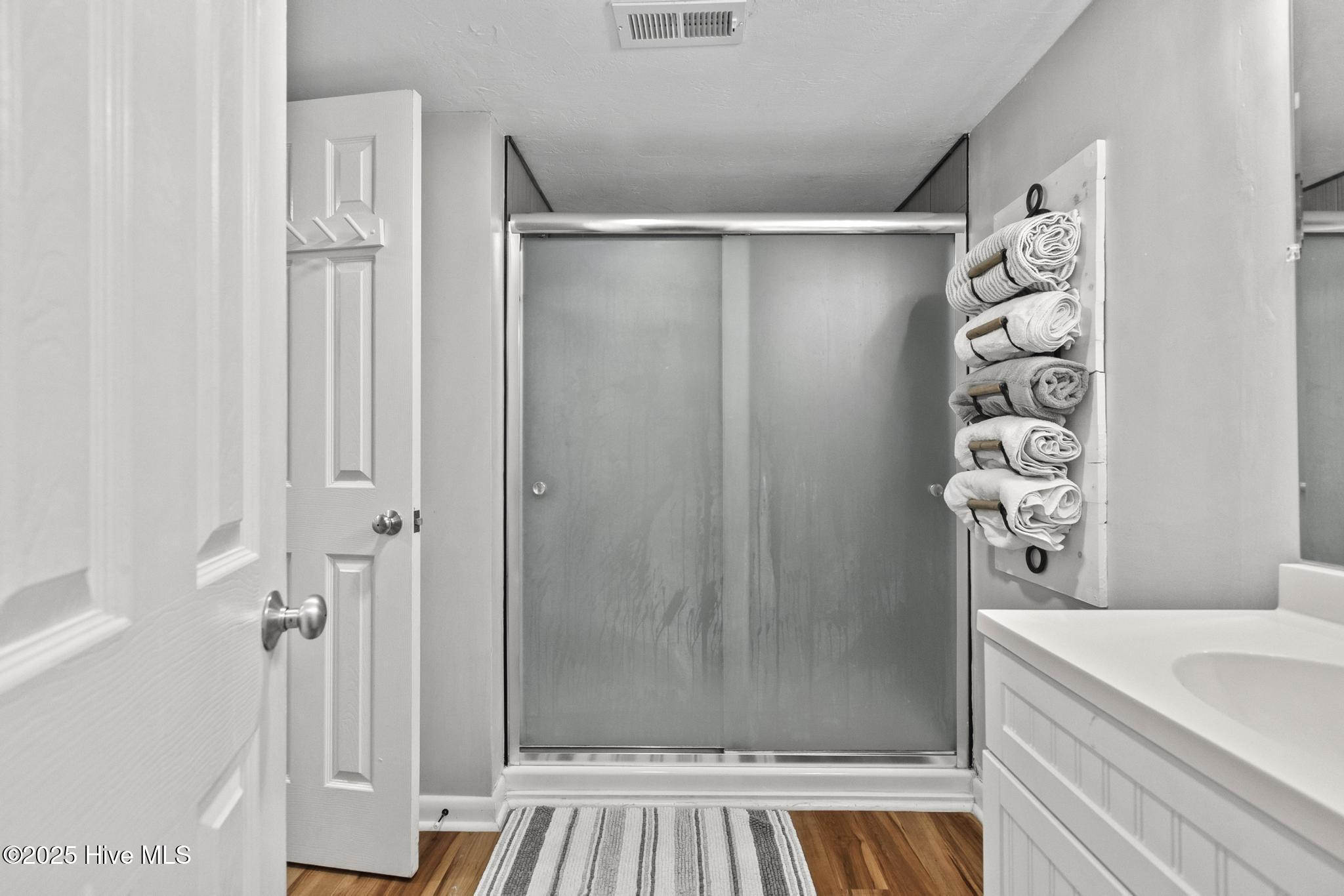 100546076 | Photo 20