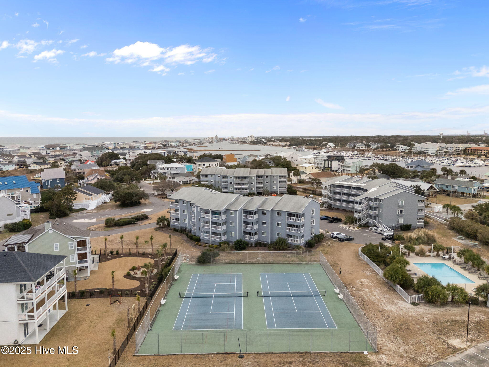 100548198 | Photo 29