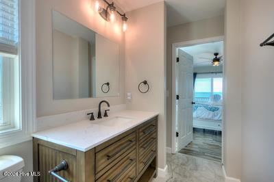 100547319 | Photo 48