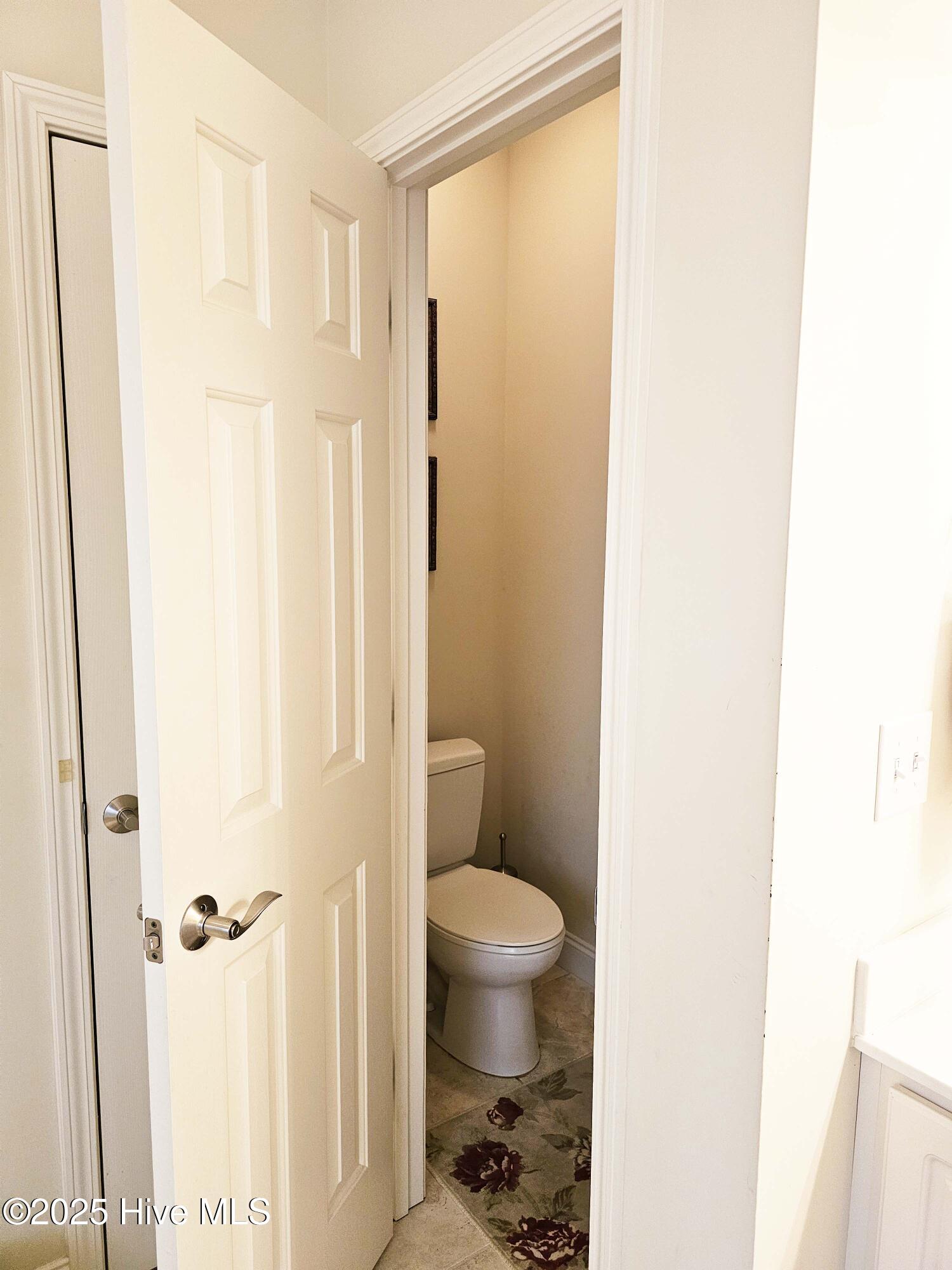 100540219 | Photo 24