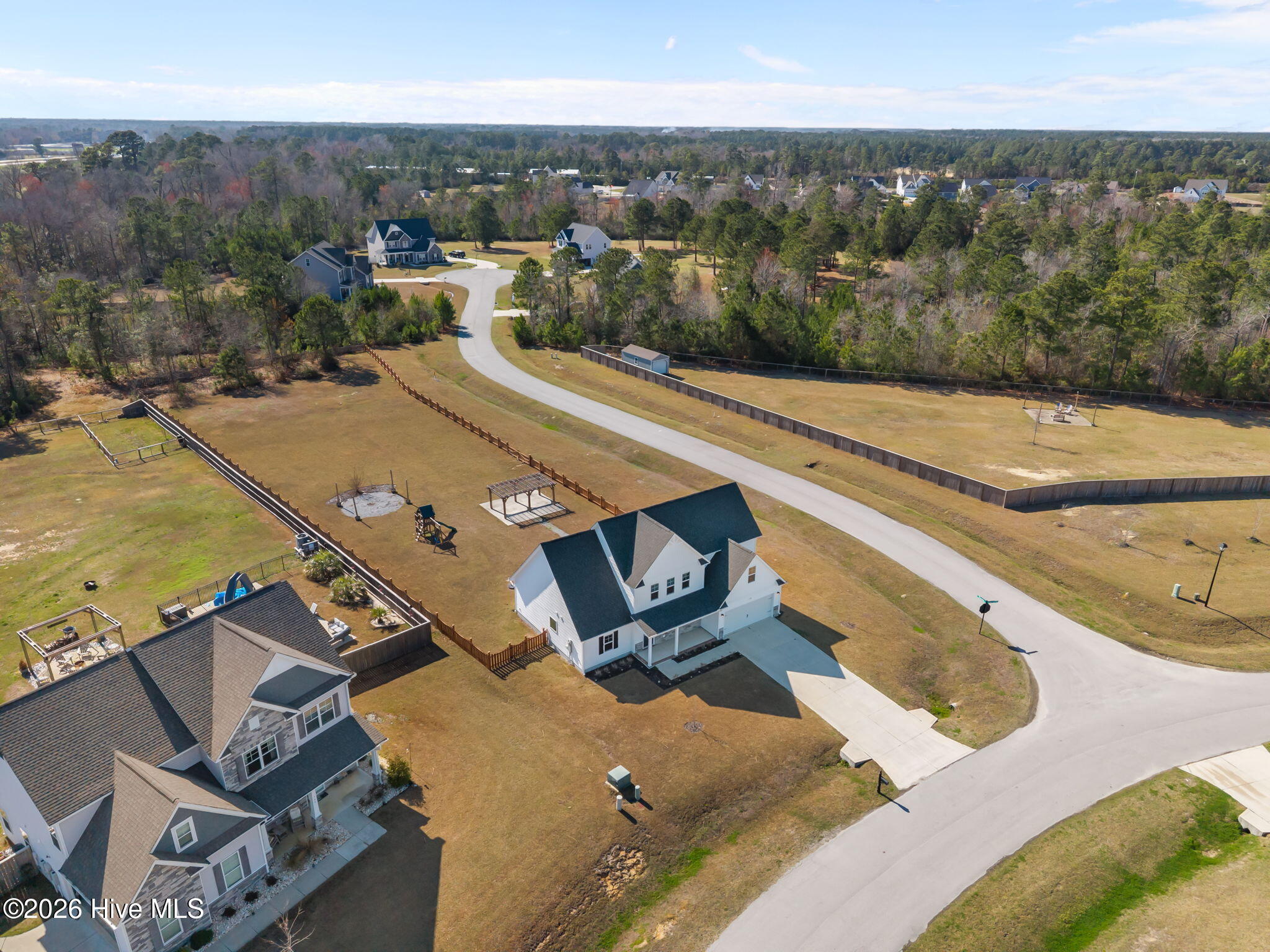 100559276 | Photo 28