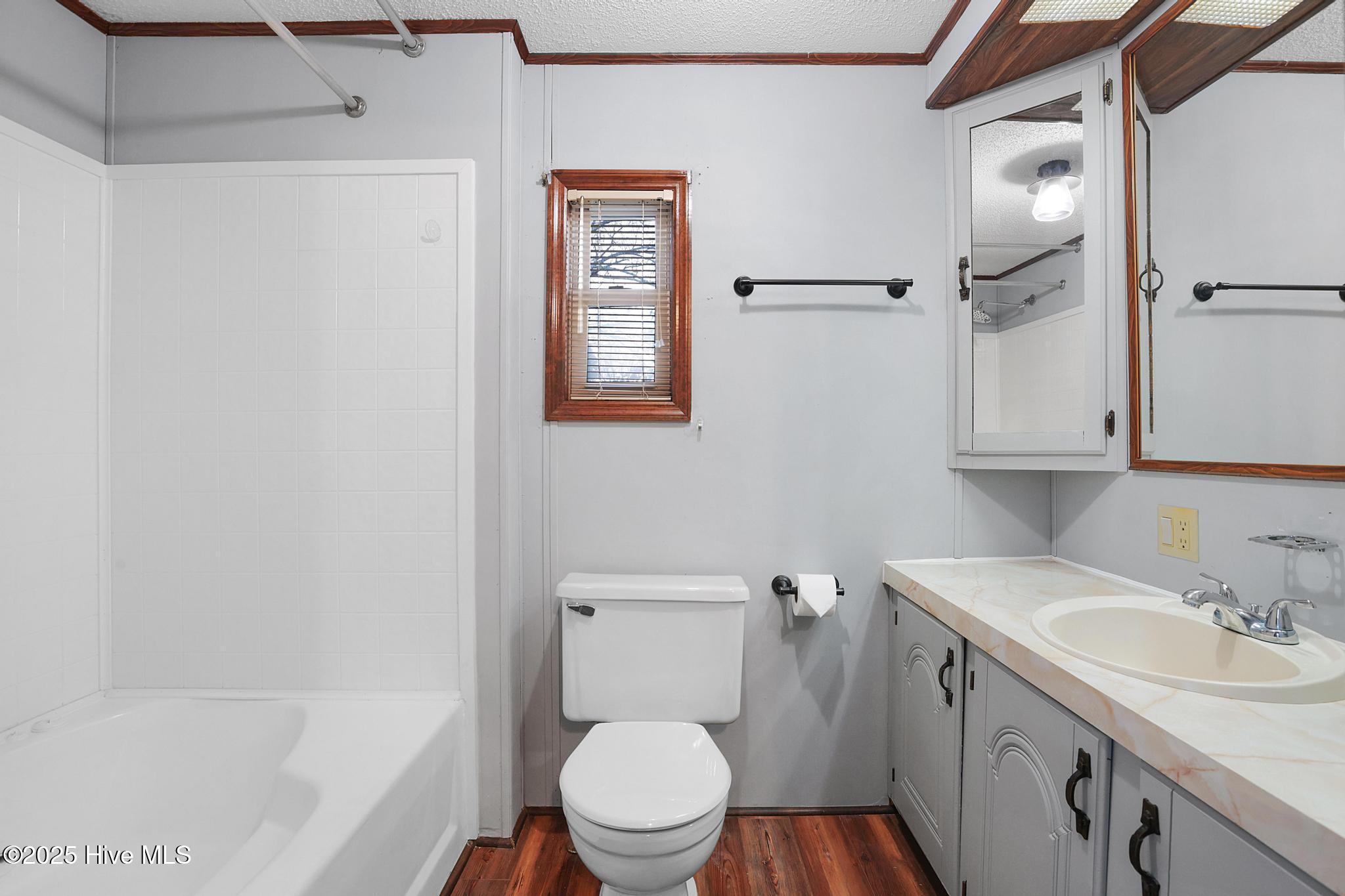 312 Queens Road,Hubert