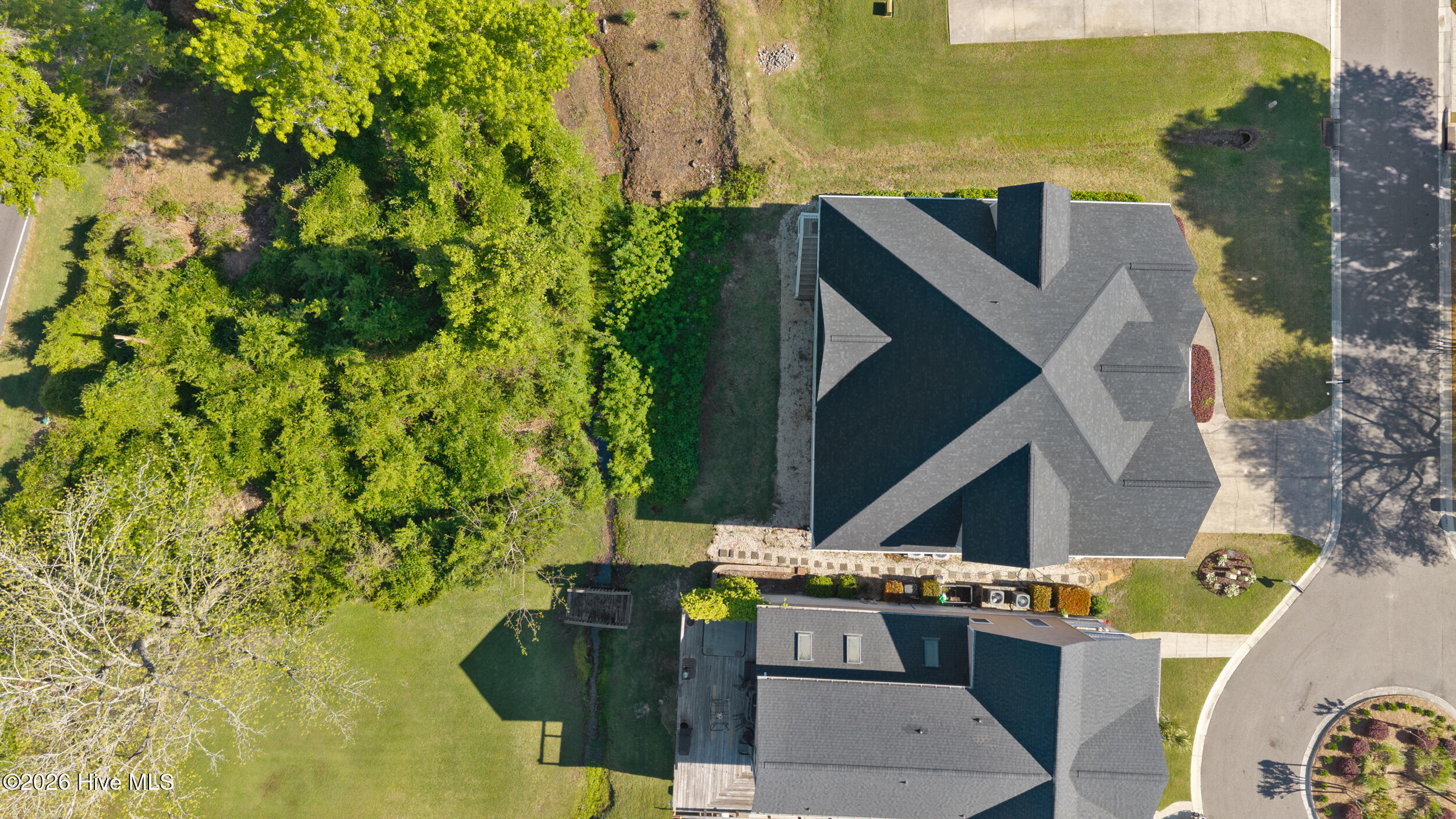 100567096 | Photo 68