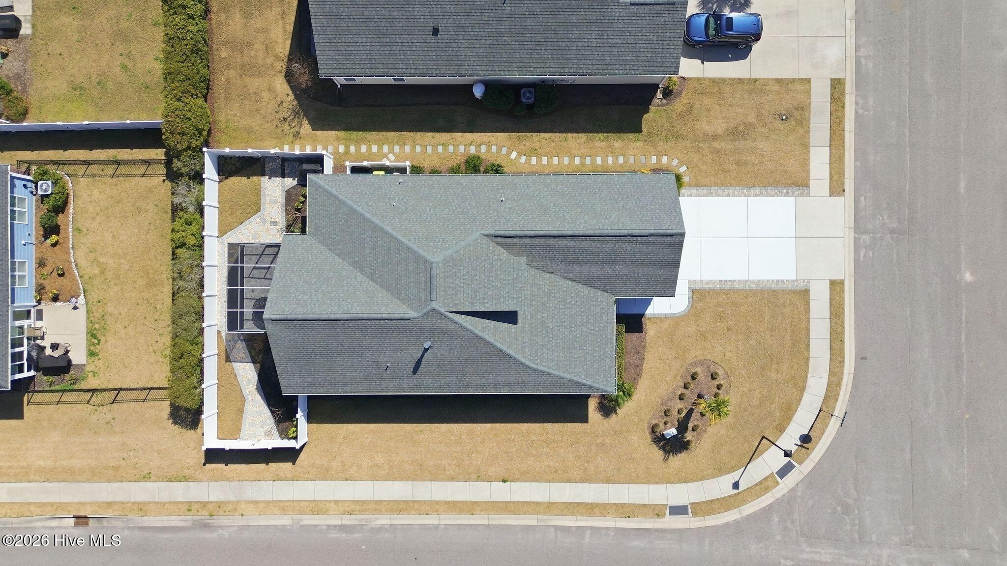 100559439 | Photo 83