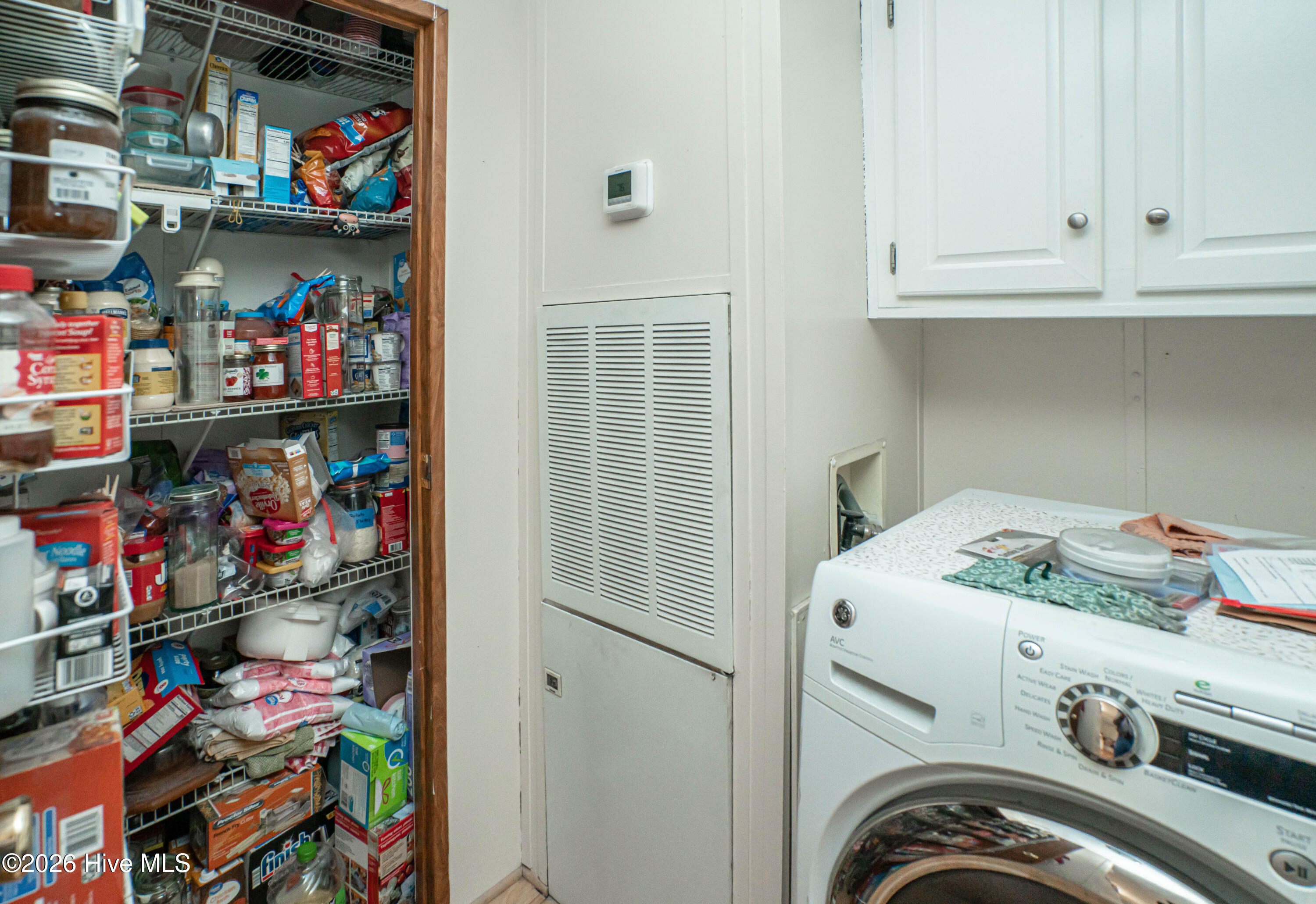 100567070 | Photo 18