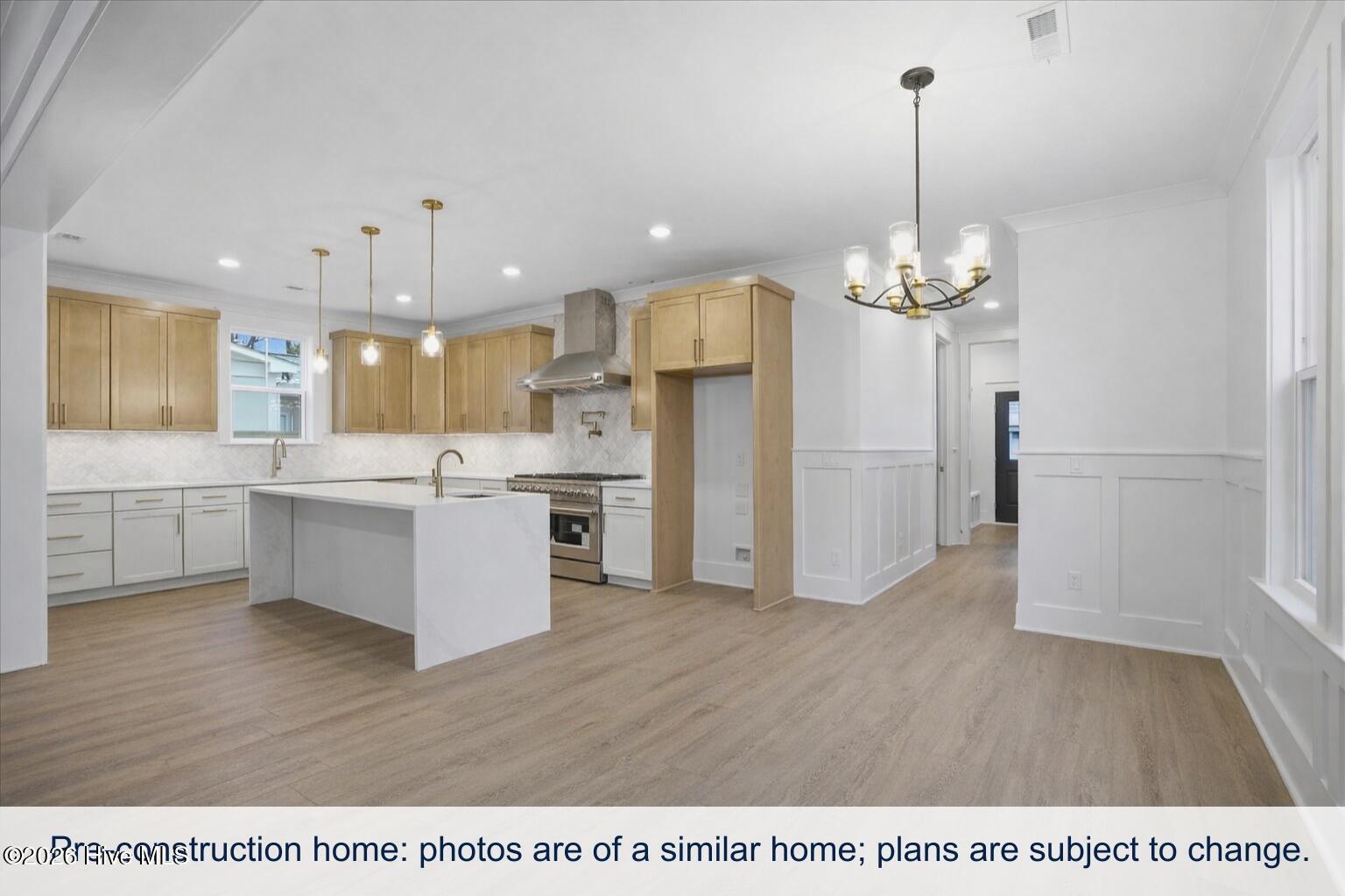 100567849 | Photo 10