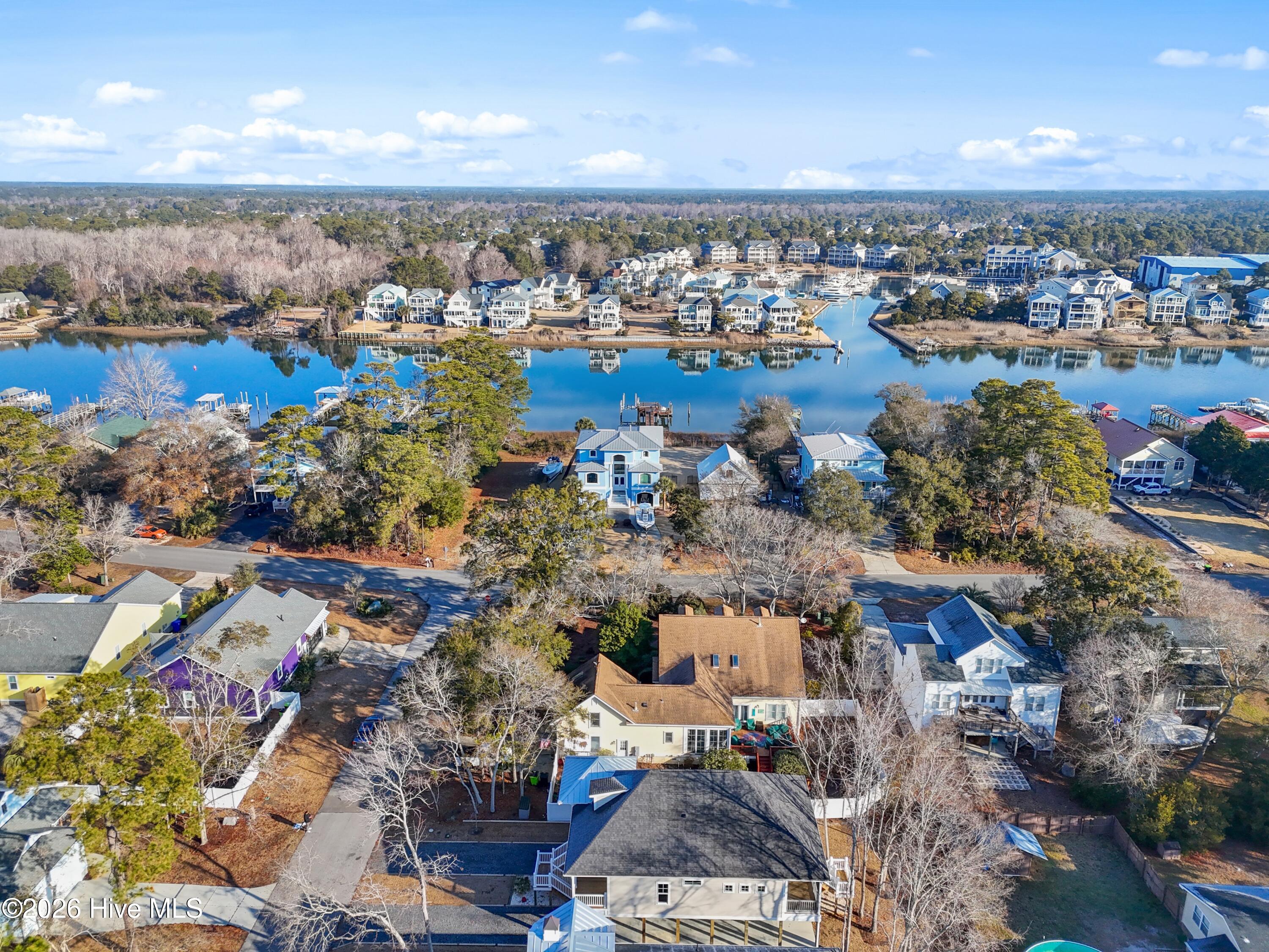 100502885 | Photo 36