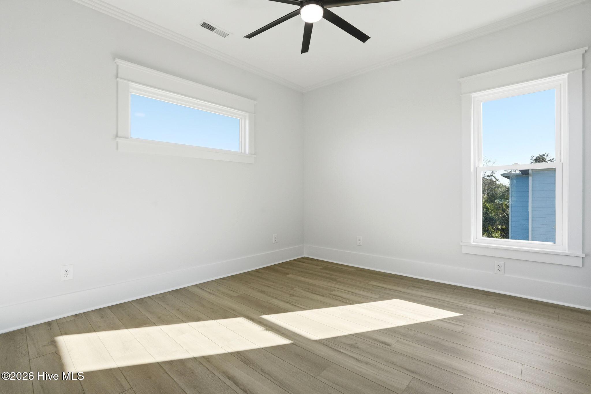 100554996 | Photo 69