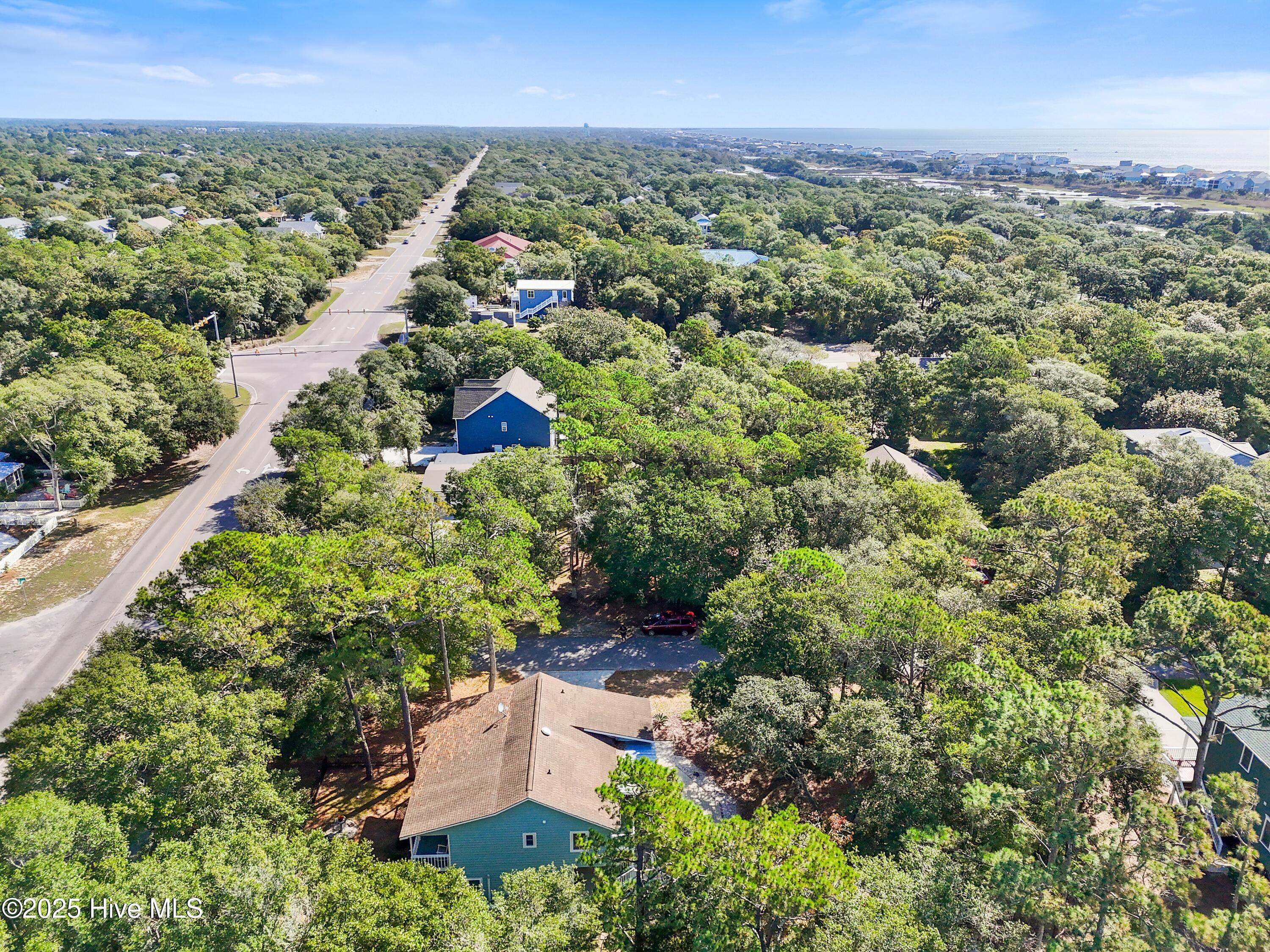 100535762 | Photo 76