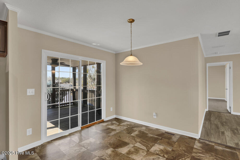 100493955 | Photo 17