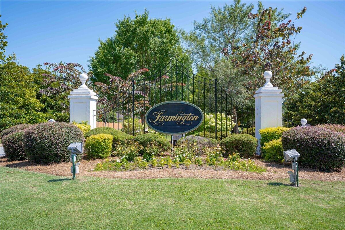 4885 Rolling Hill Road