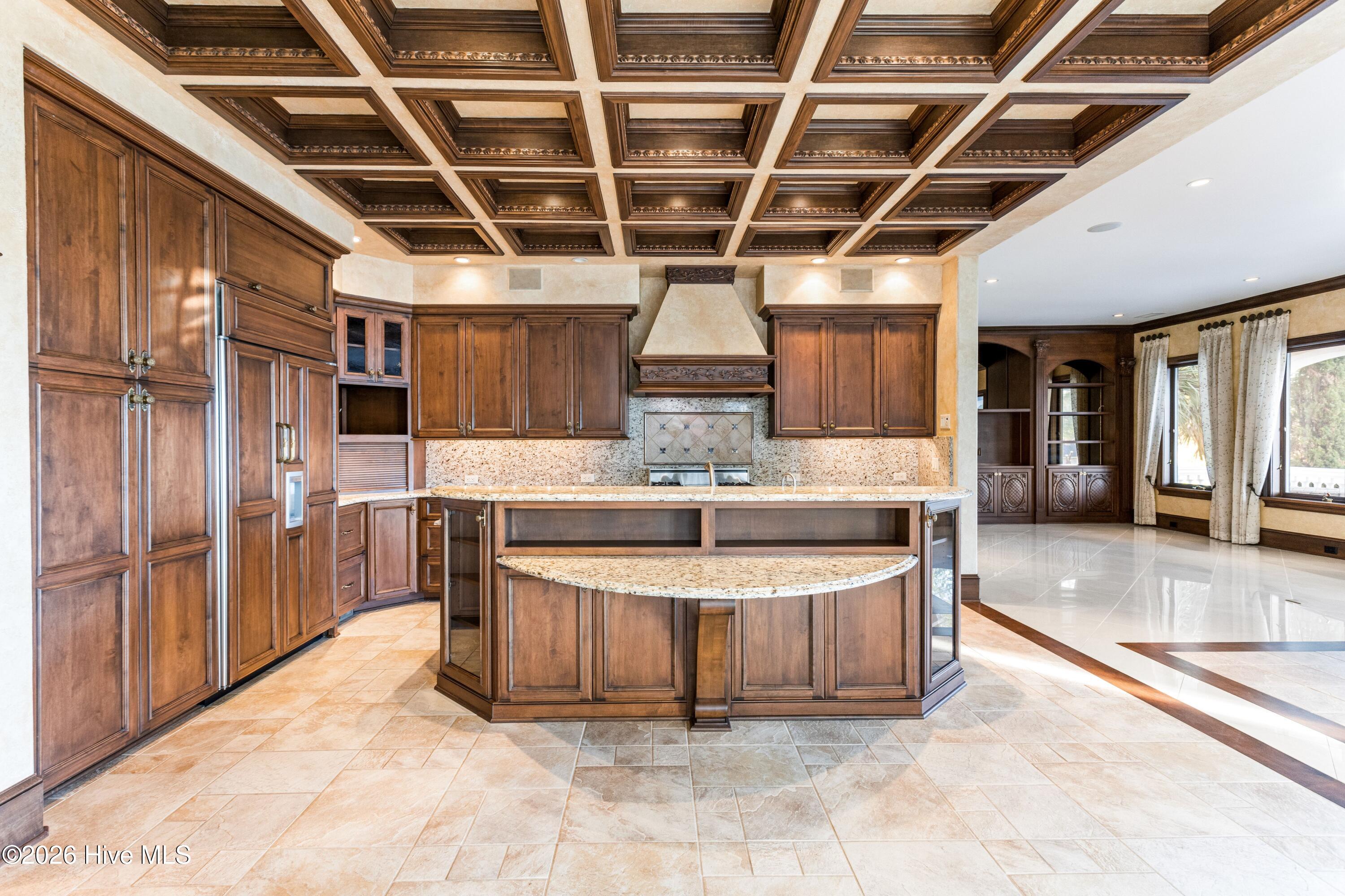 100557099 | Photo 13