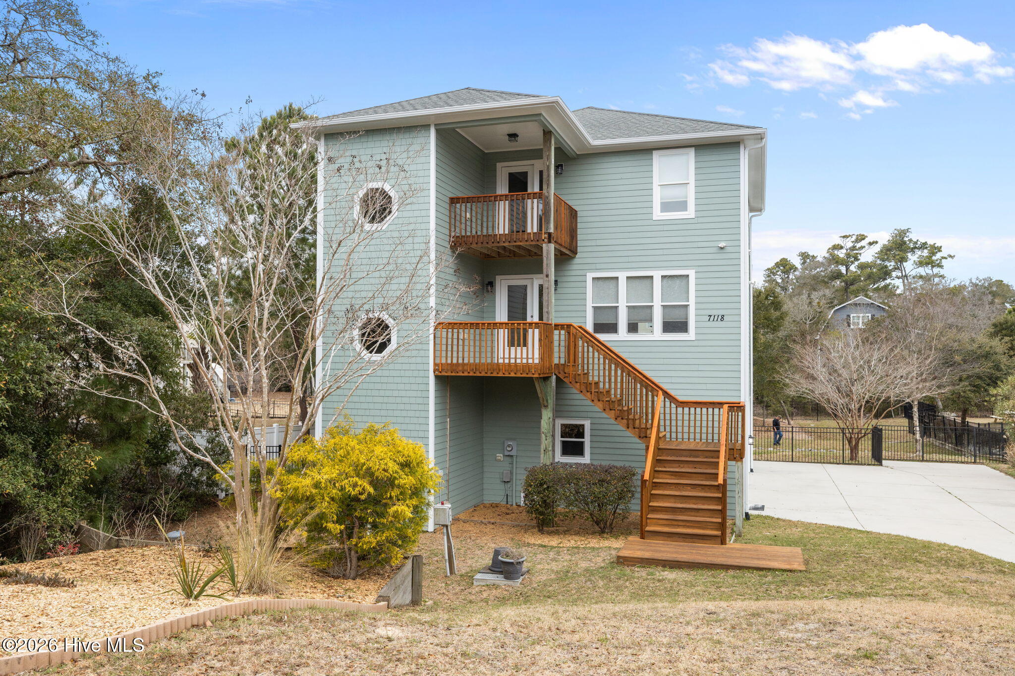 201 W Landing Drive UNIT South, Emerald Isle, NC, 28594
