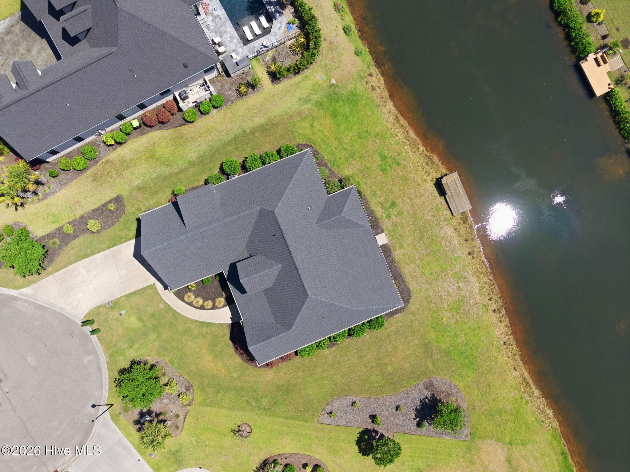 100543119 | Photo 50