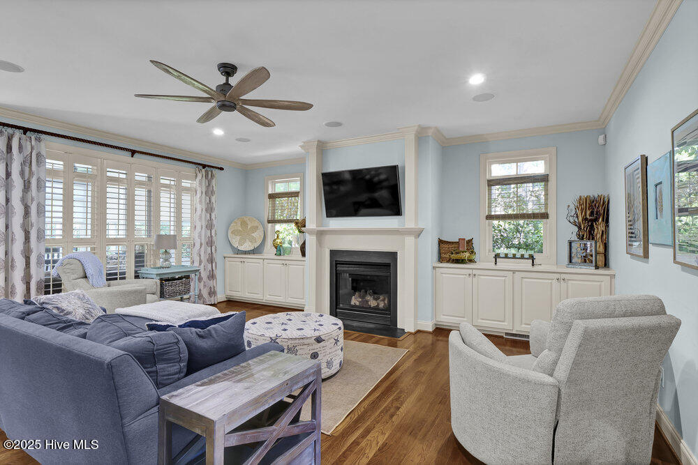 100531667 | Photo 10