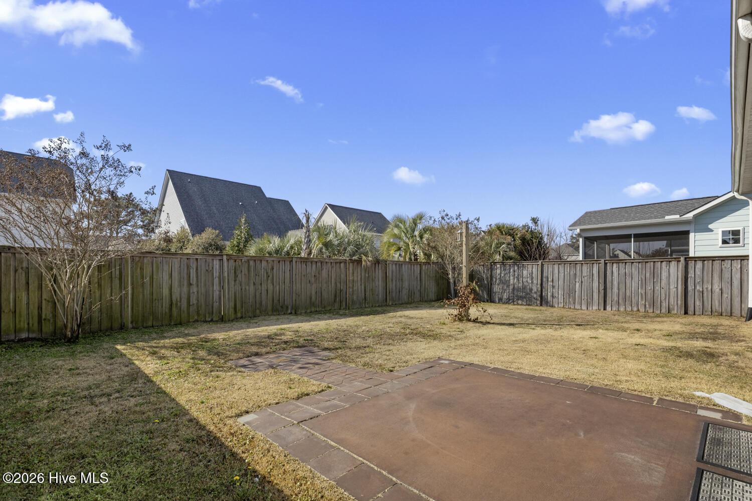 100548690 | Photo 32