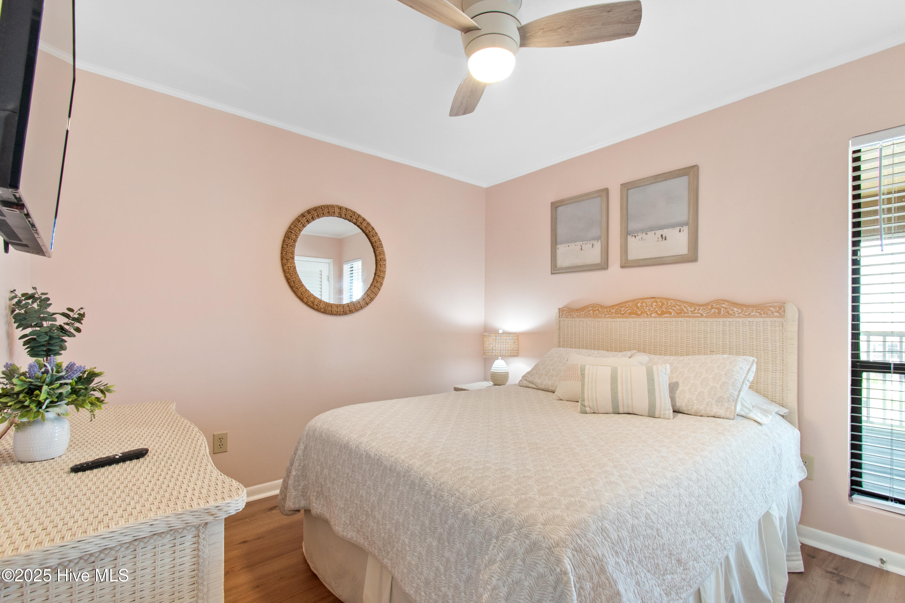 100519022 | Photo 20