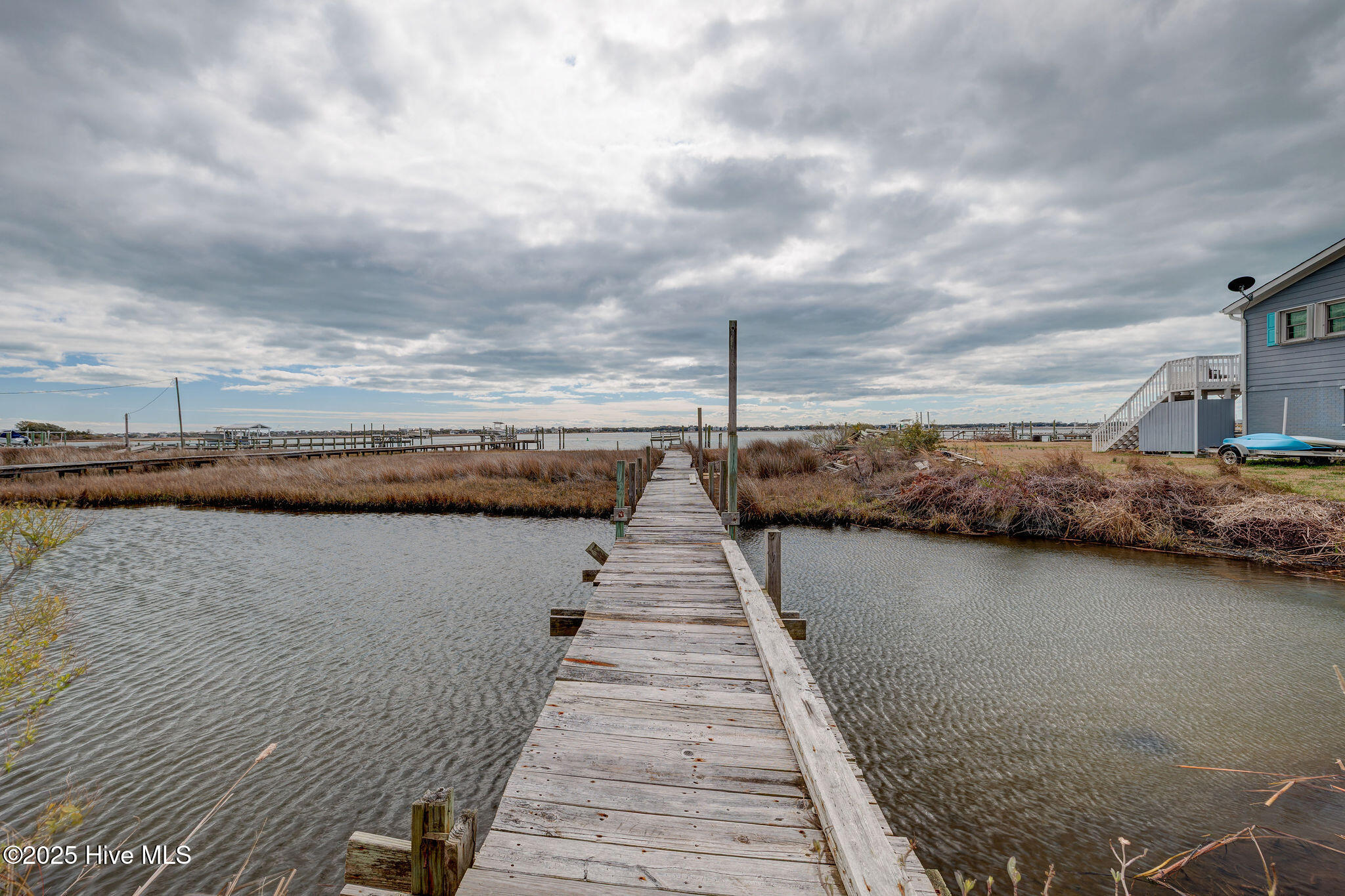 100556089 | Photo 67