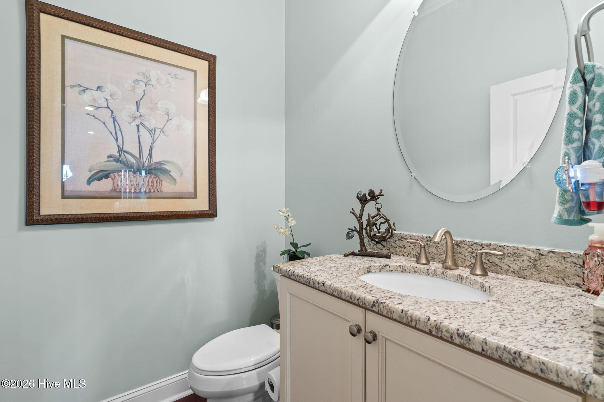 100549947 | Photo 38