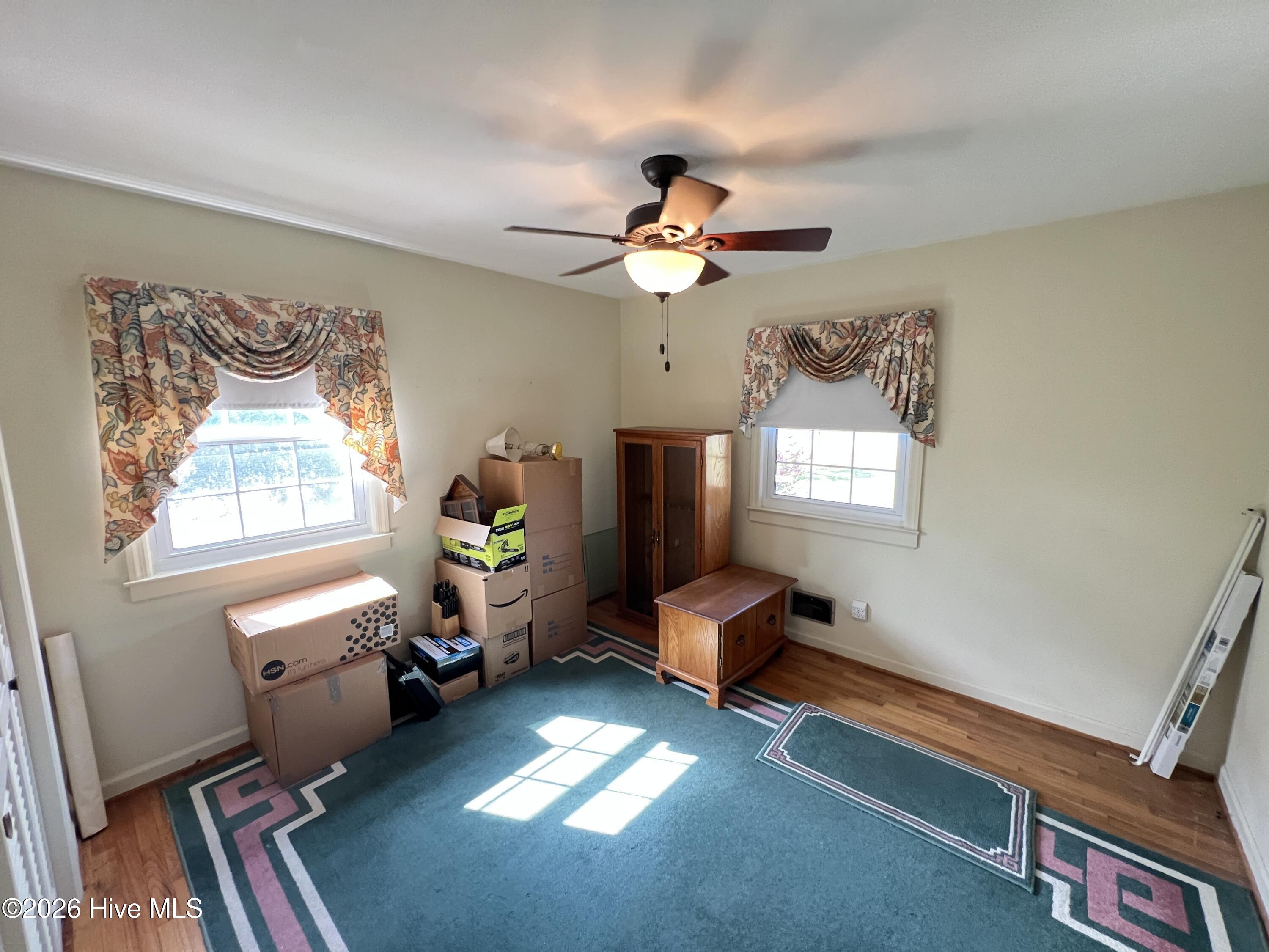 100562608 | Photo 17