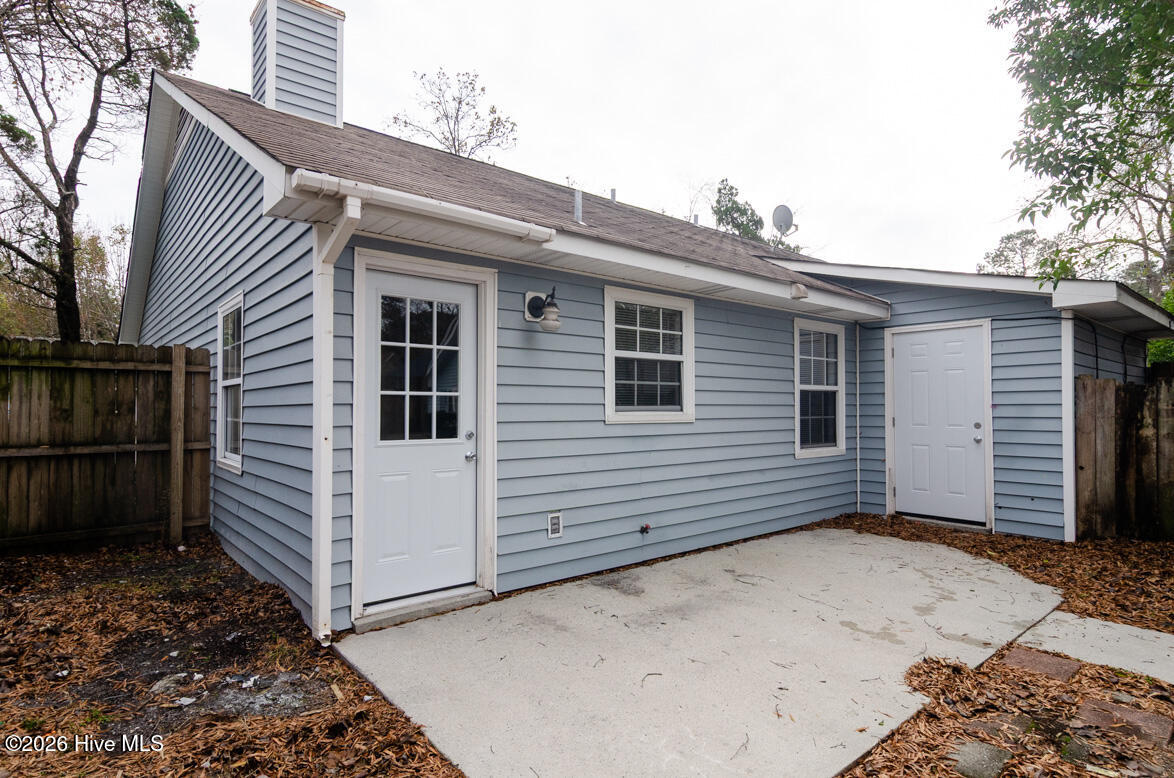 100551557 | Photo 16