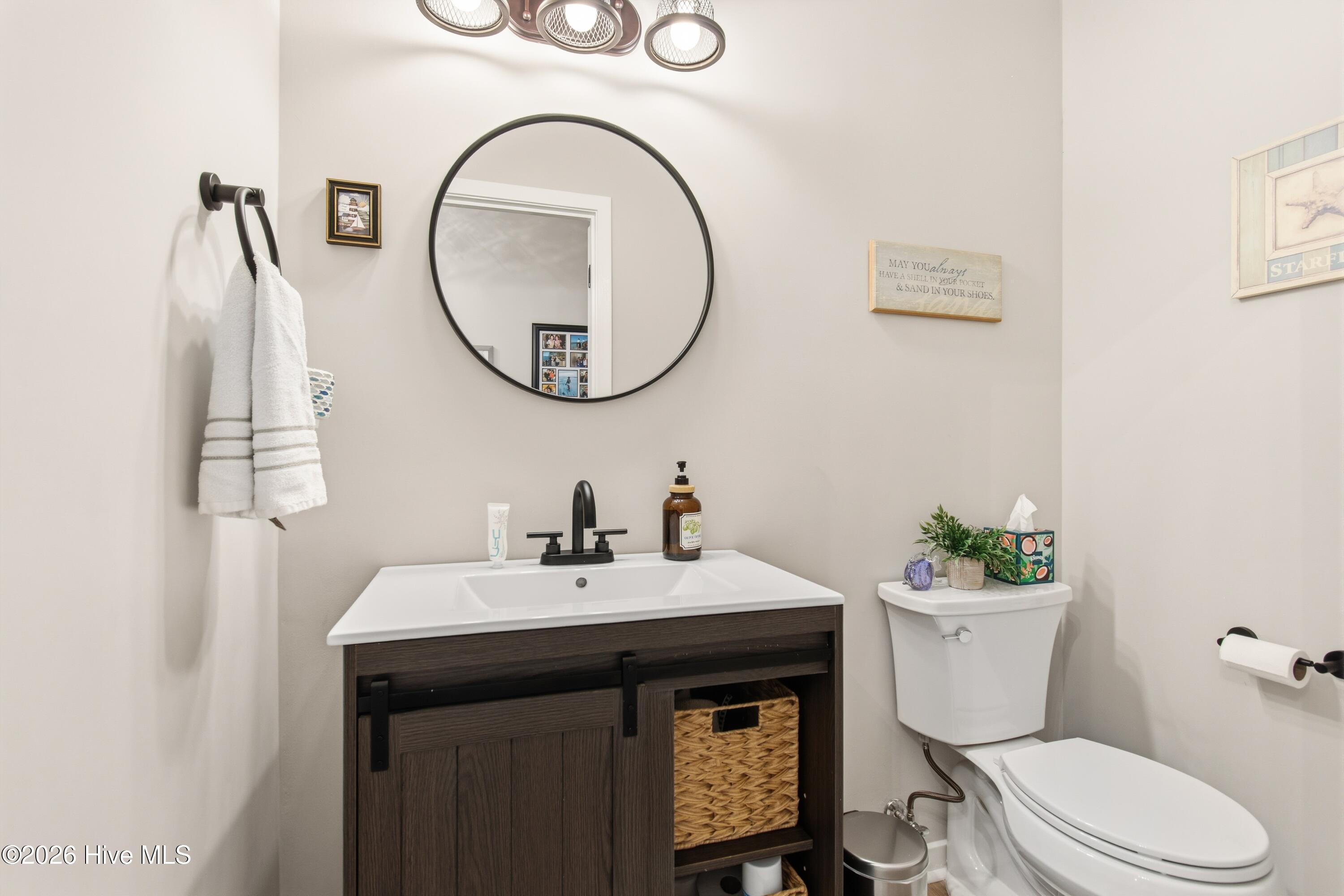 100558002 | Photo 27