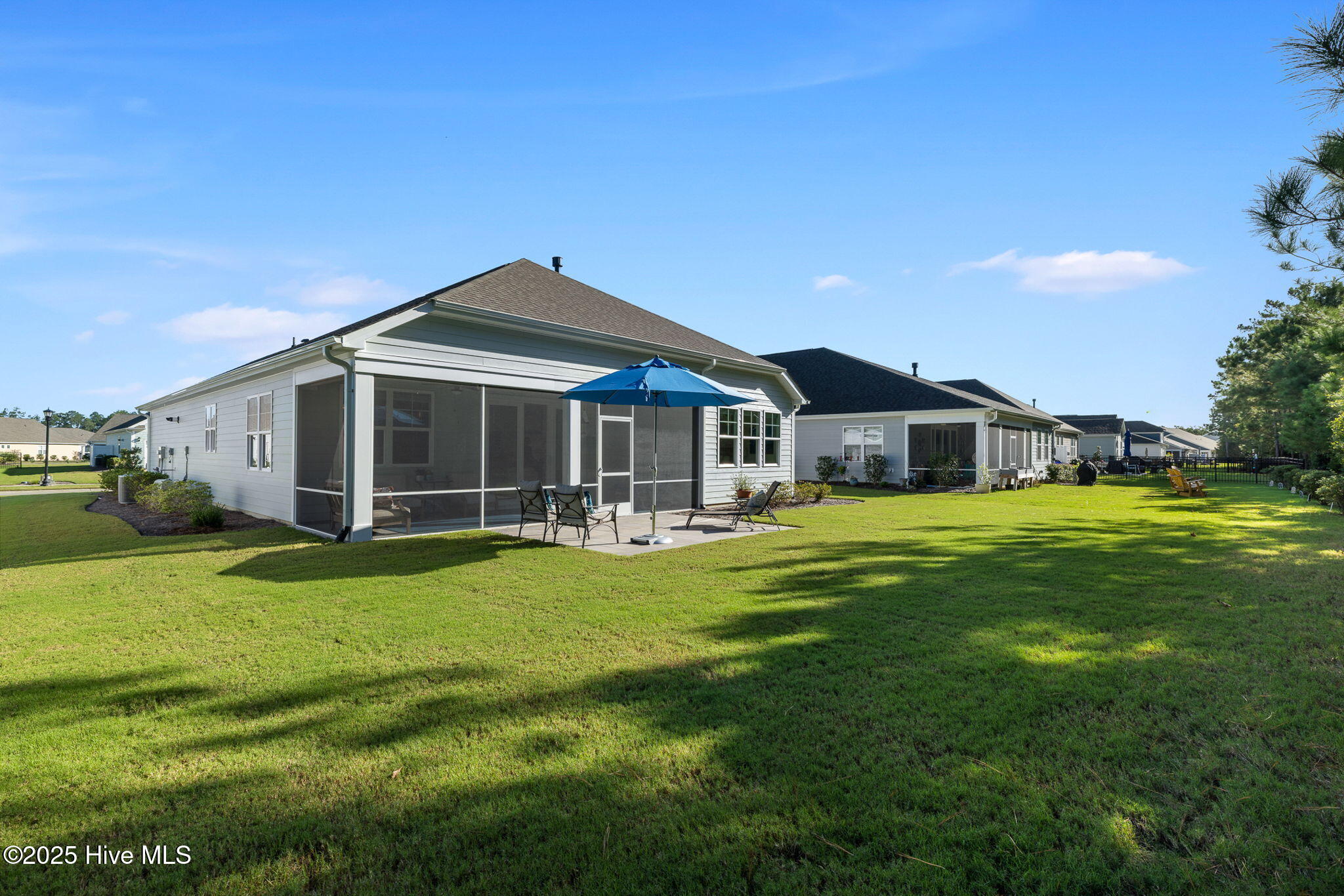 100534721 | Photo 32