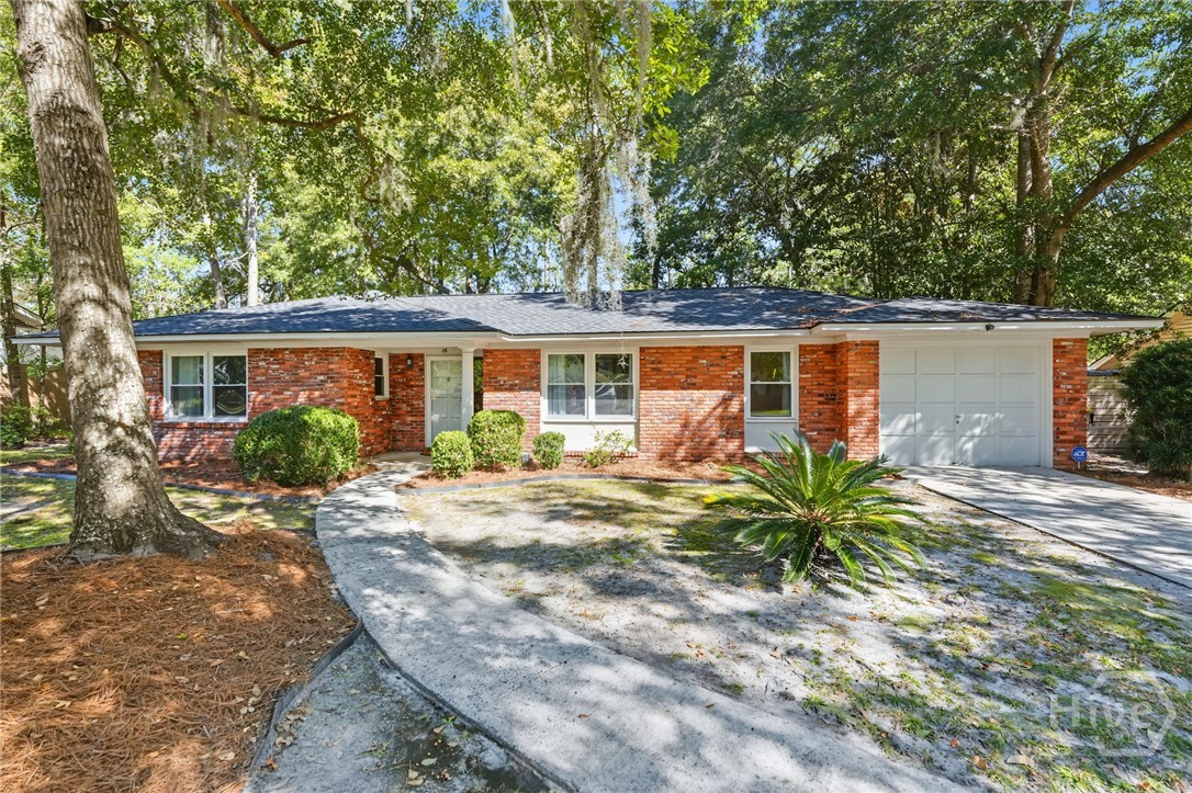 Photo 1 of Single family home for sale at 26 E Stillwood Cir, Savannah, GA 31419 | MLS# SA367176 | Listing updated on 2026-10-28