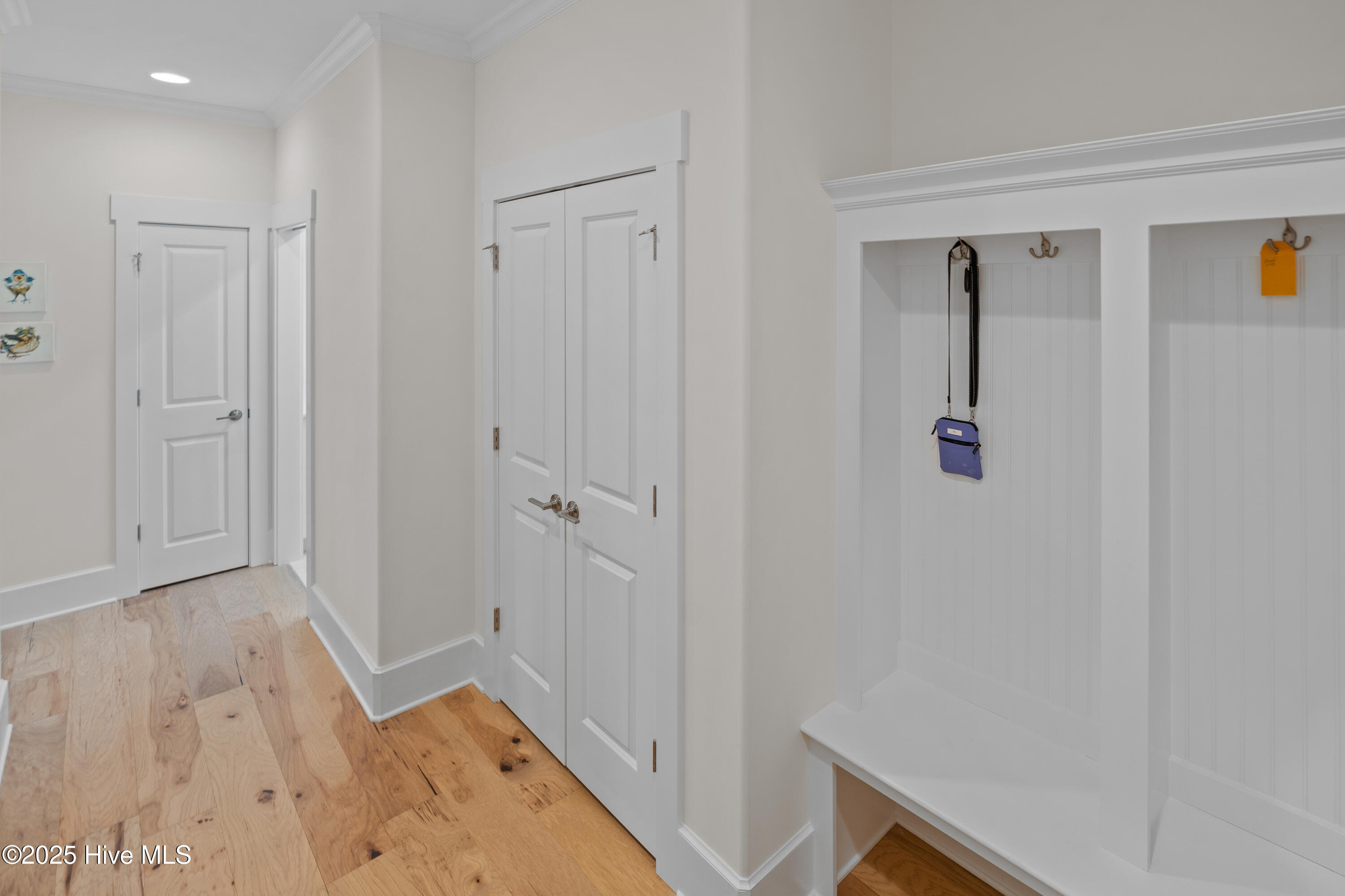 100542822 | Photo 29