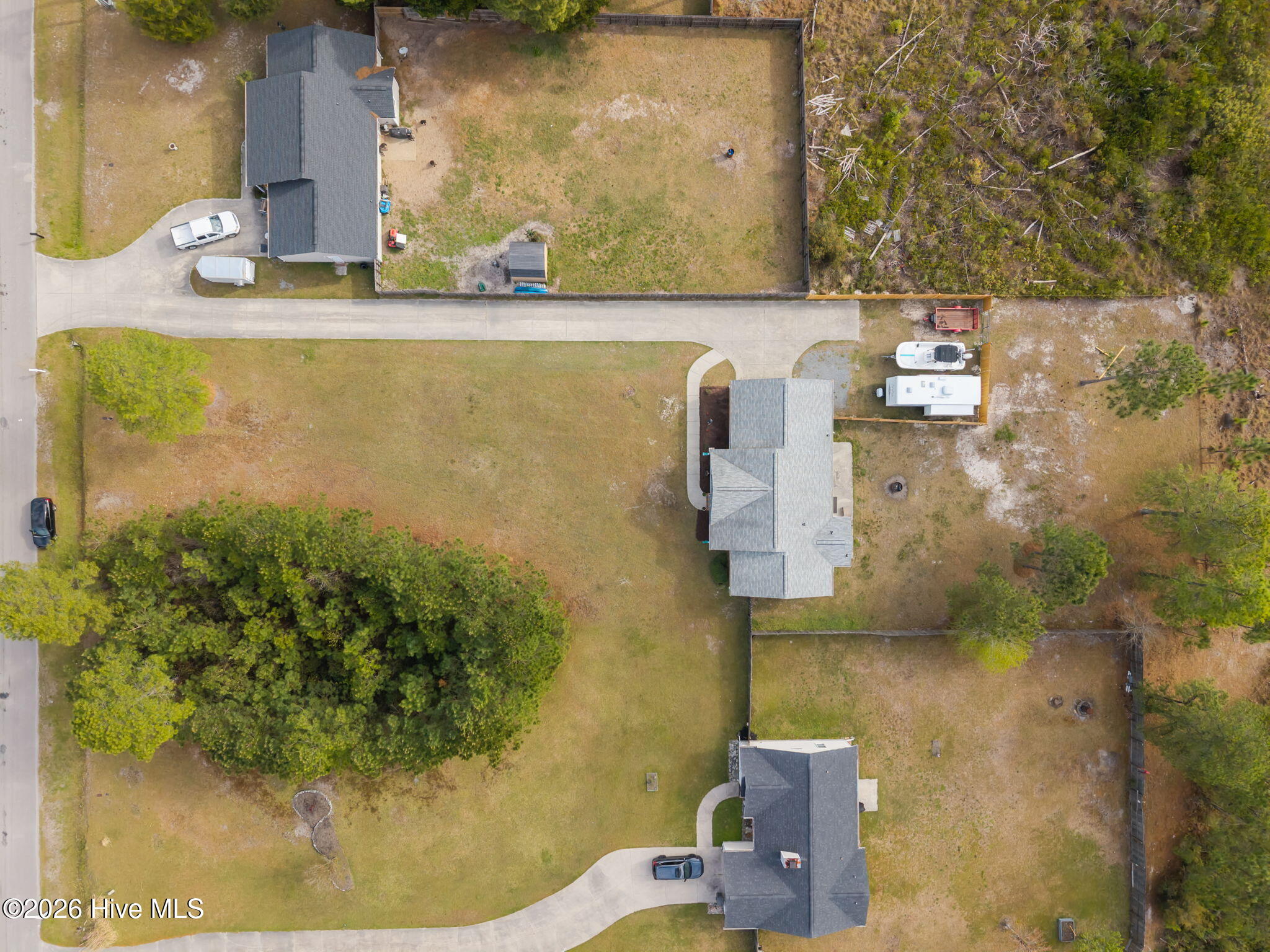 100566784 | Photo 36