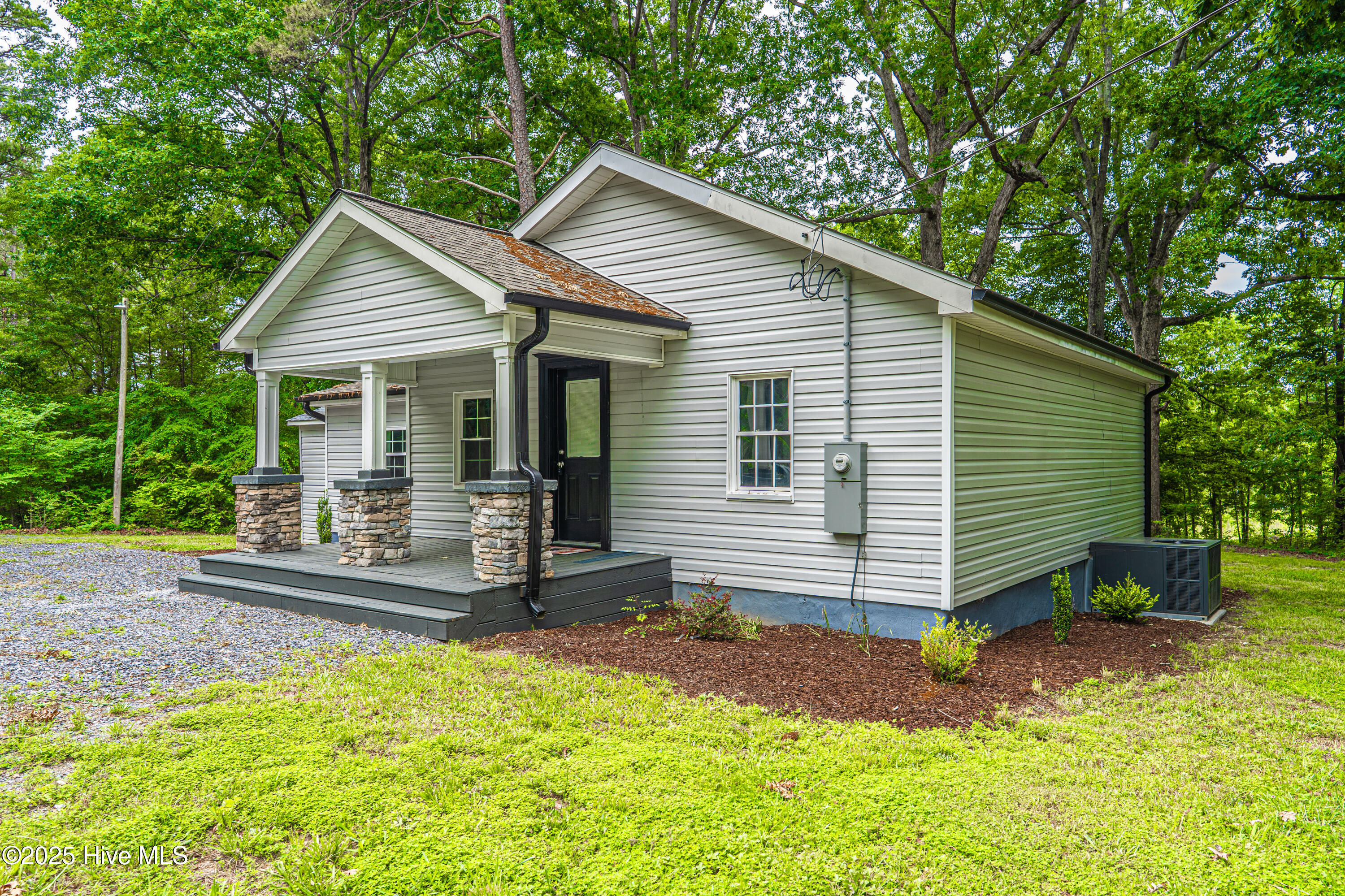 2396 Putnam Glendon Road
